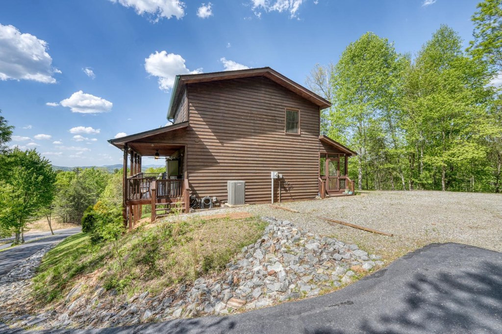 249 Buck Ridge Drive, Murphy, NC 28906 Listing Photo  52