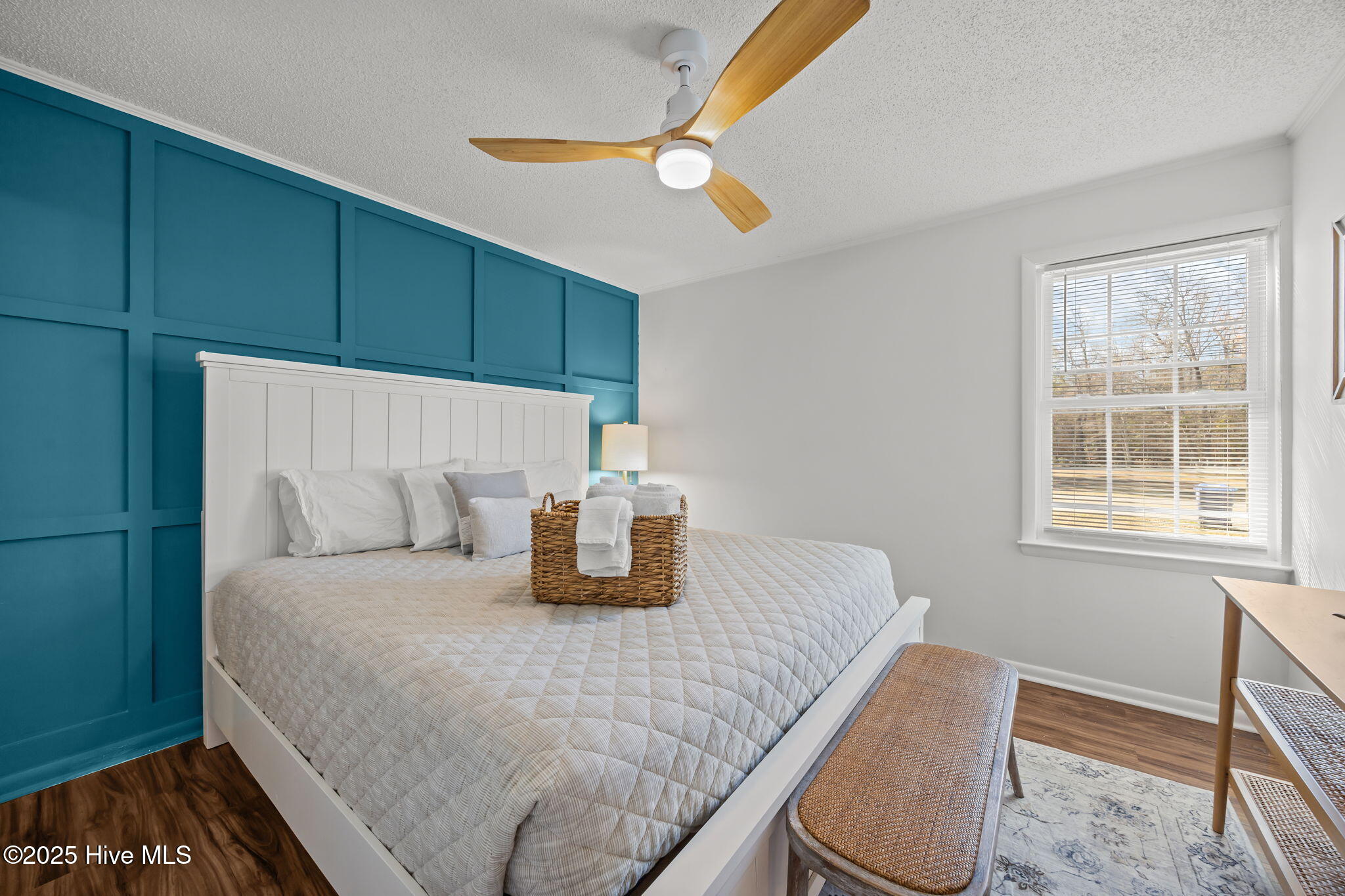 100545824 | Photo 19