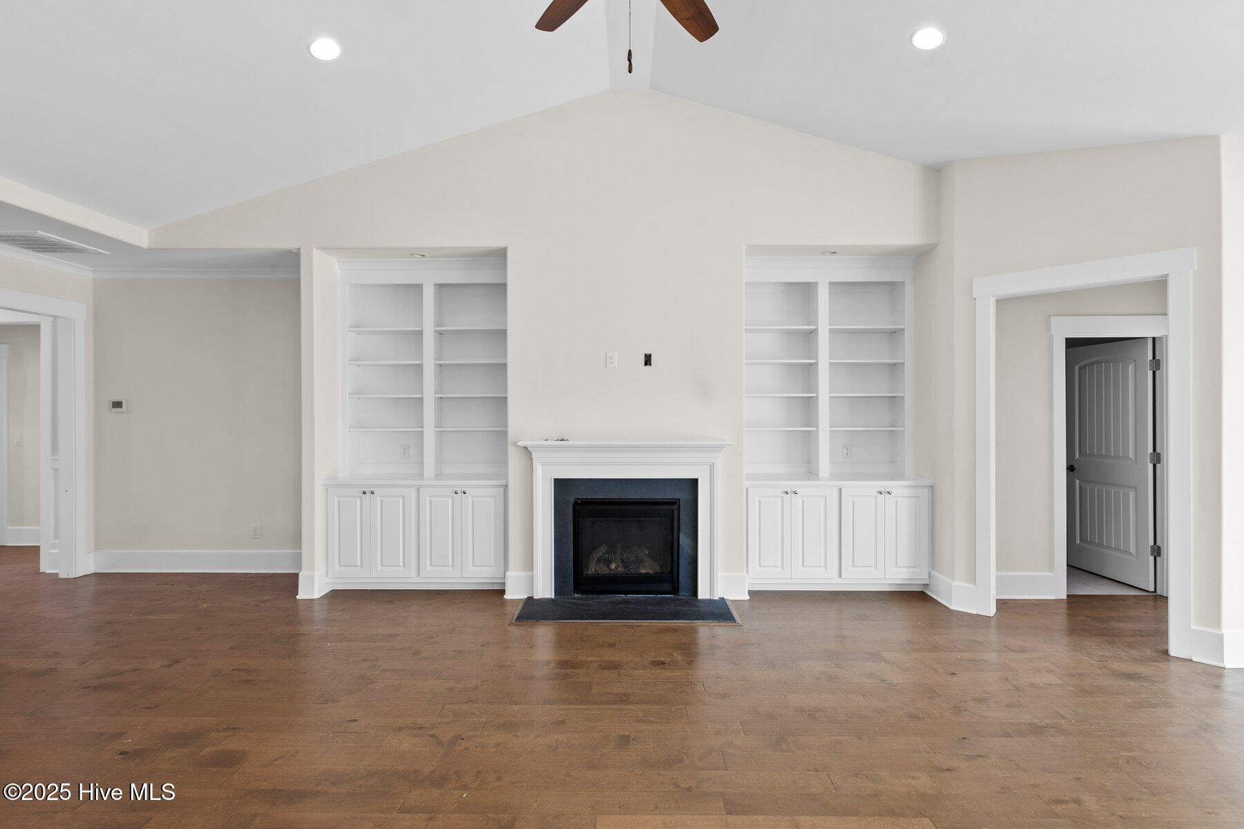 007_232_shoal_avenue-7_828