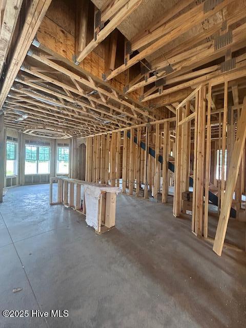 100495669 | Photo 12