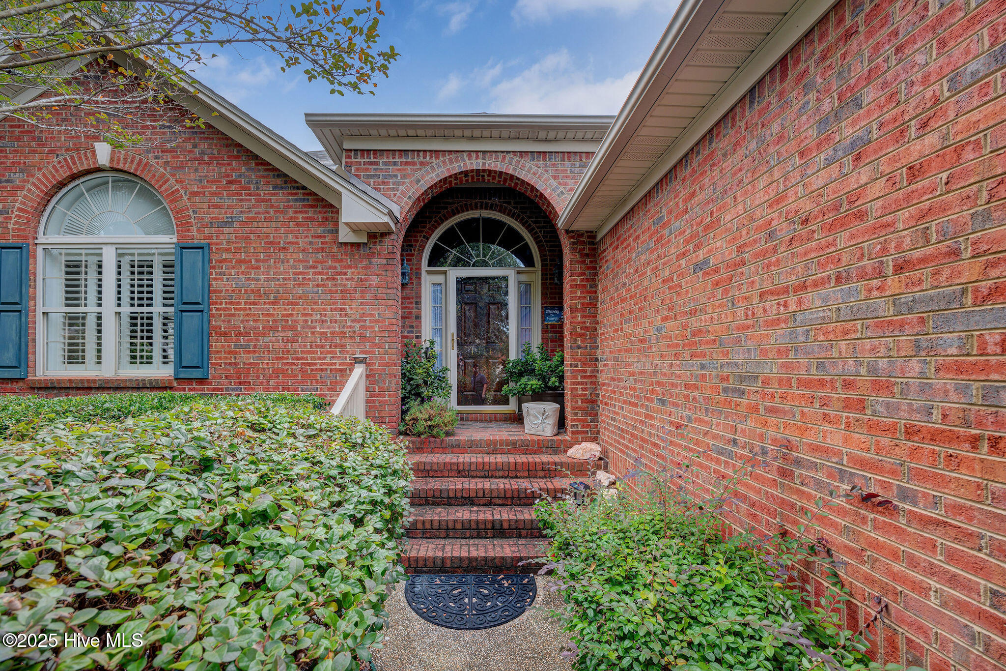 1311StonehavenCourt(8)