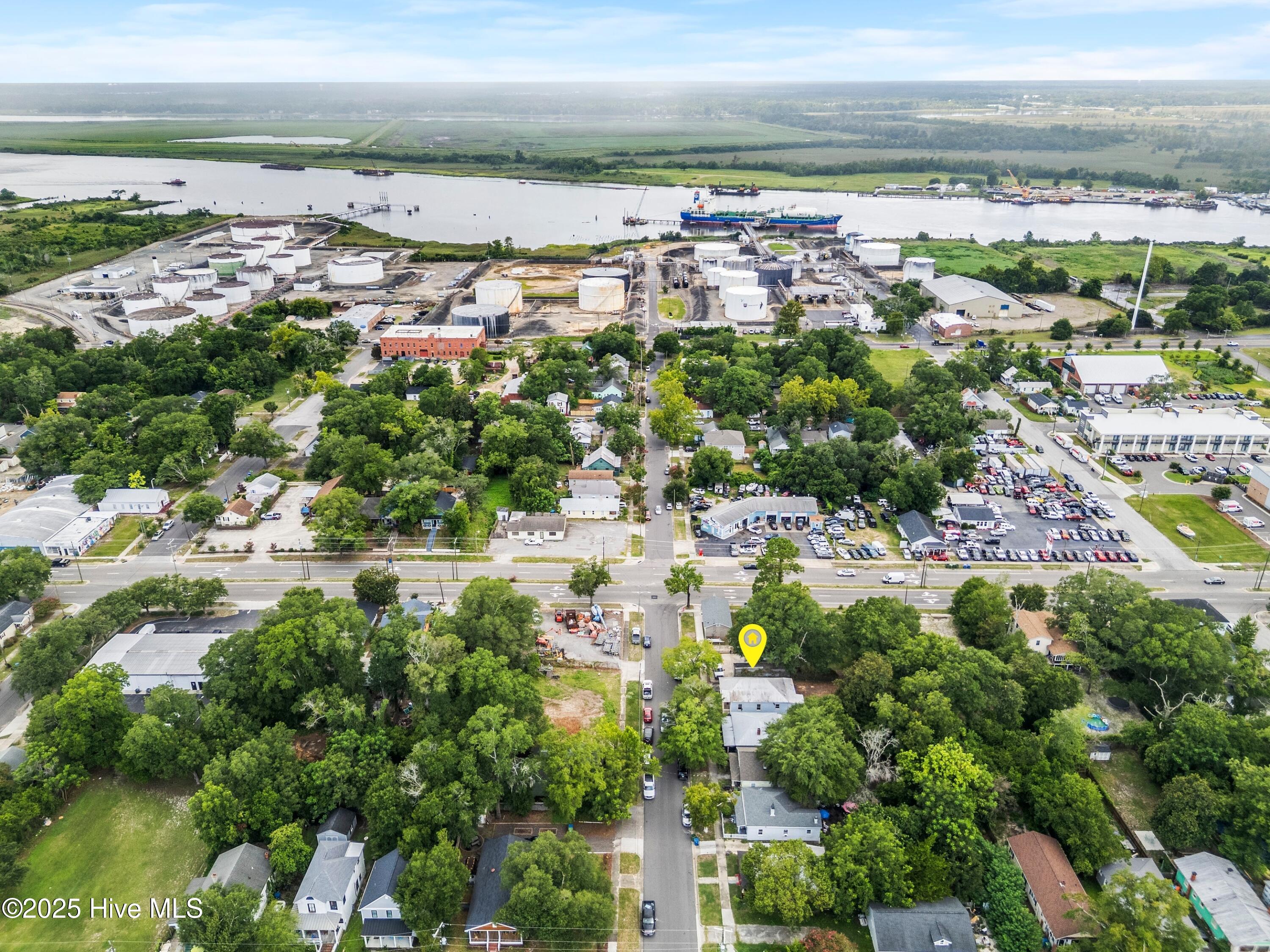 100522138 | Photo 26