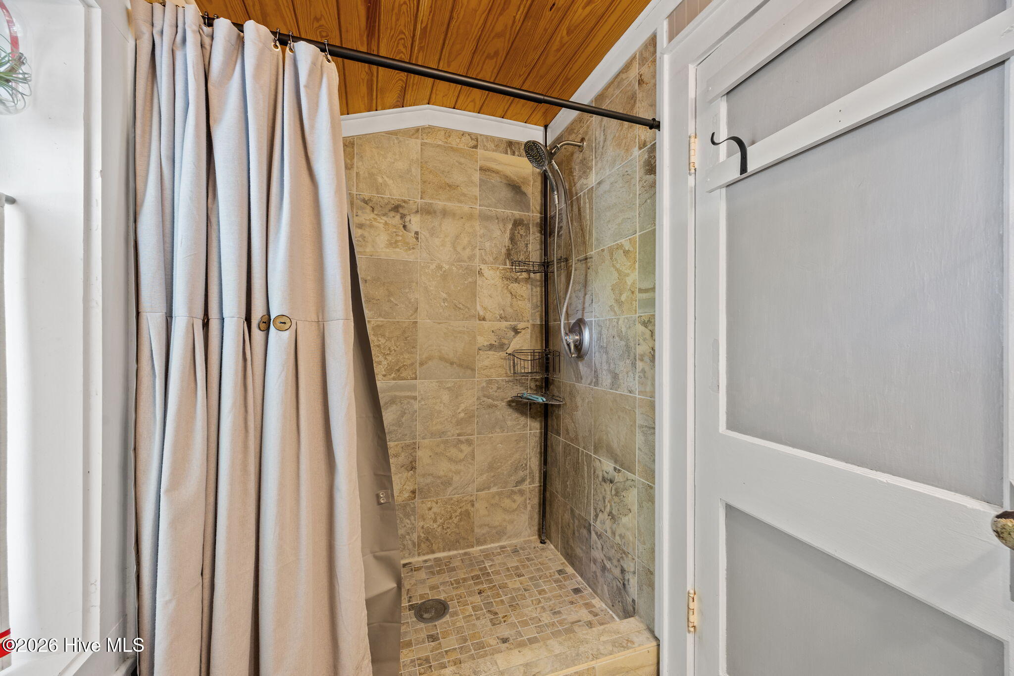 2812 Evans Street, Morehead City, NC, 28557