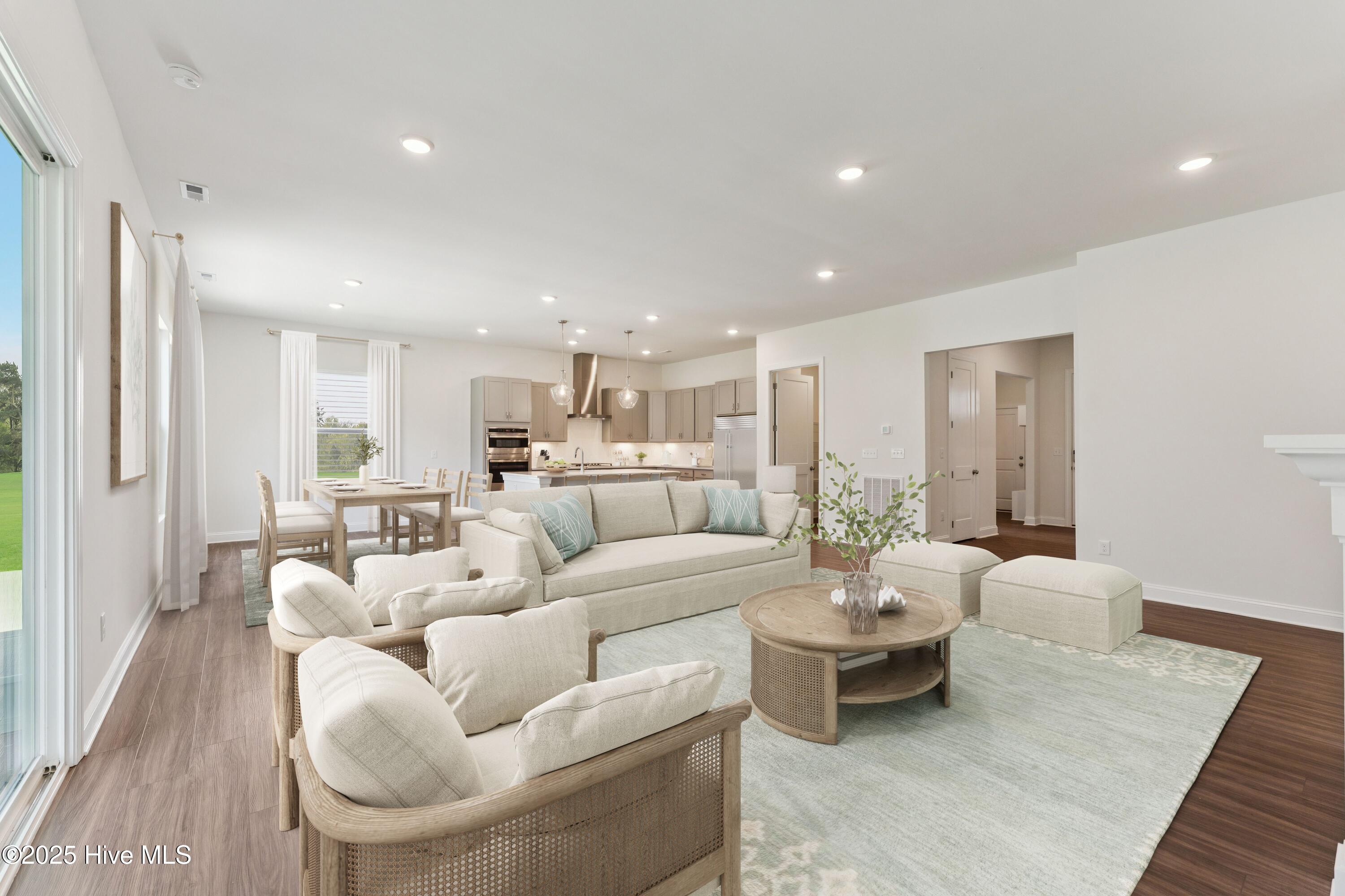 100544950 | Photo 12