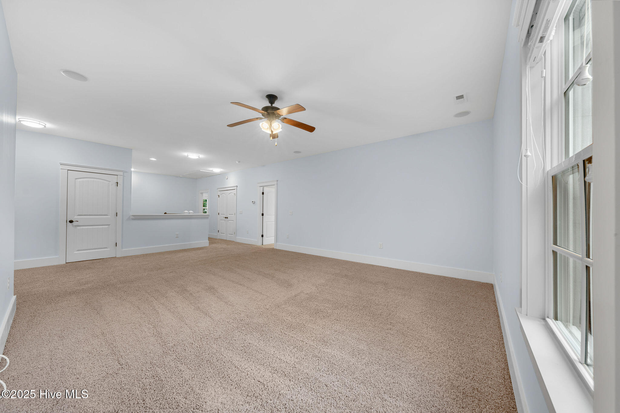 100536544 | Photo 57