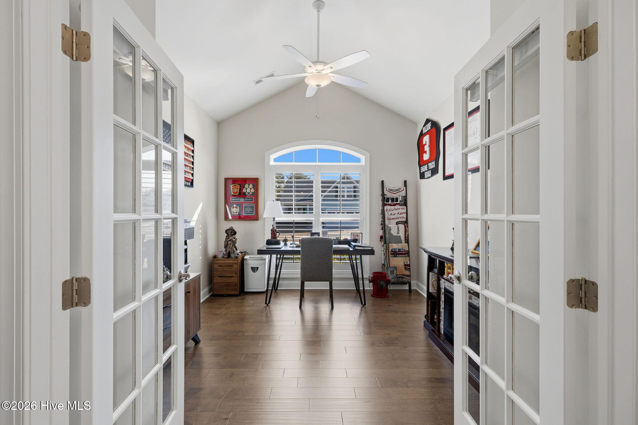 100554353 | Photo 36