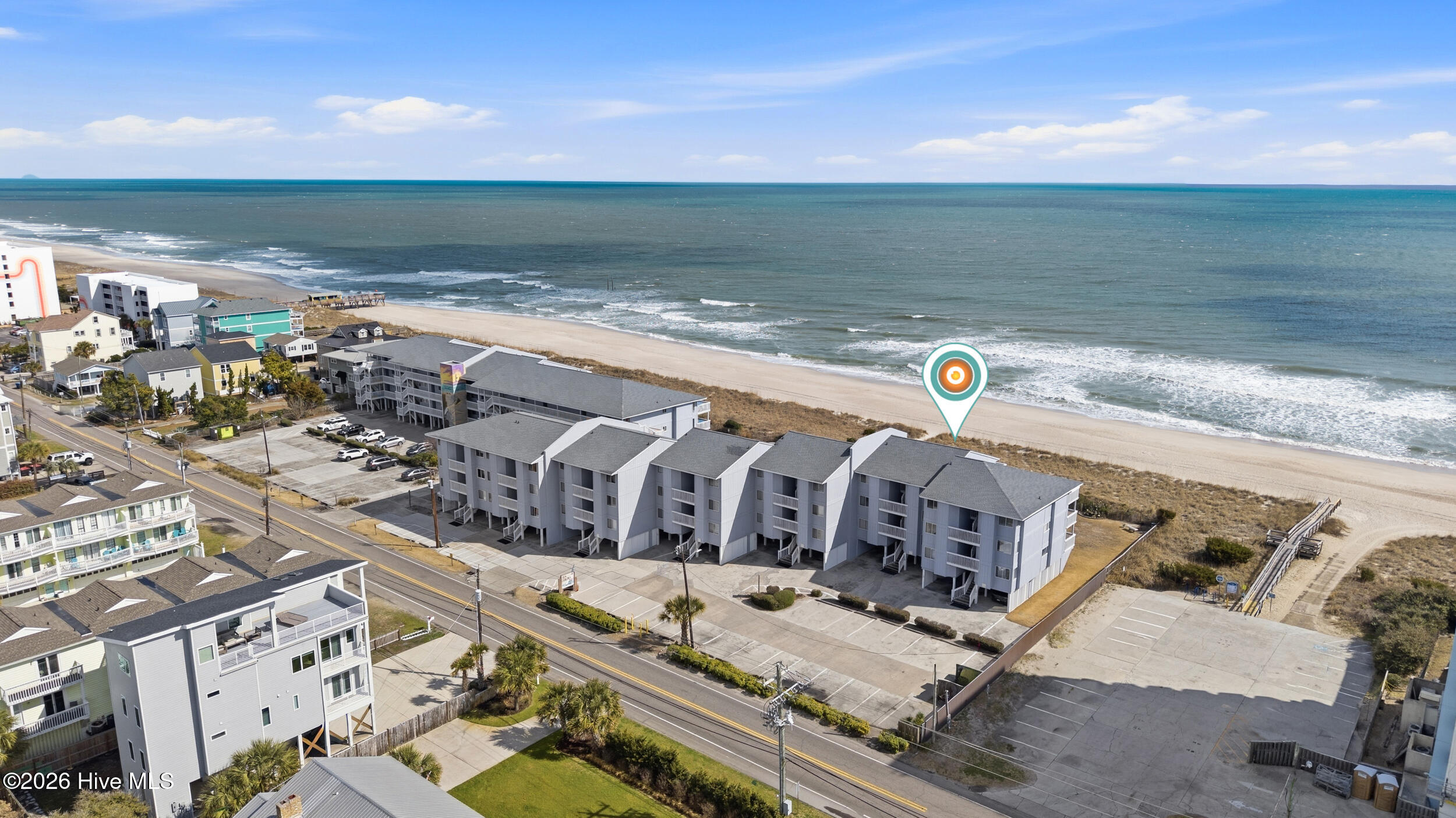 100557486 | Photo 35