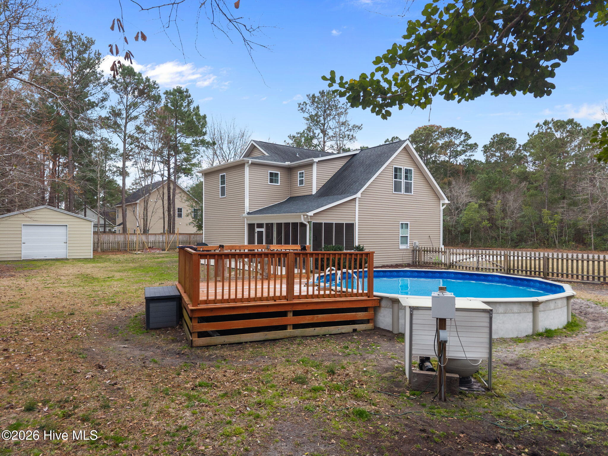 100558672 | Photo 69