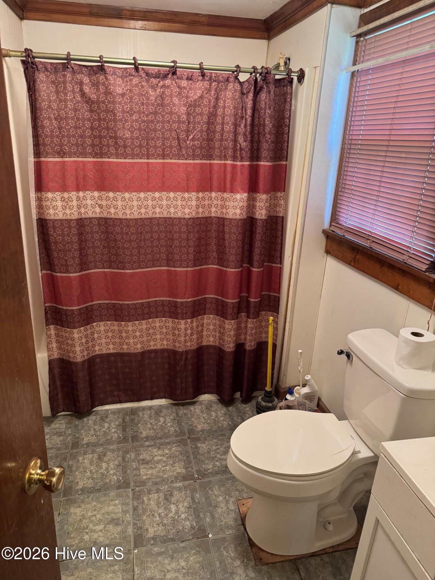 5th image of 300 Dr Martin Luther King Jr Ave, Edenton, NC 27932 | MLS# 100590053