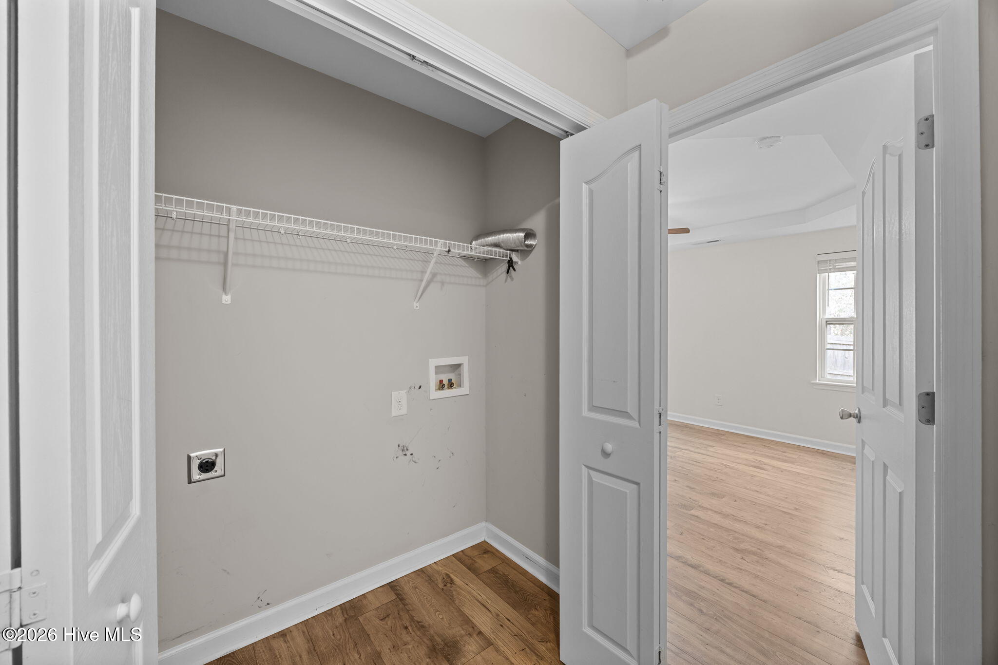 100557959 | Photo 22