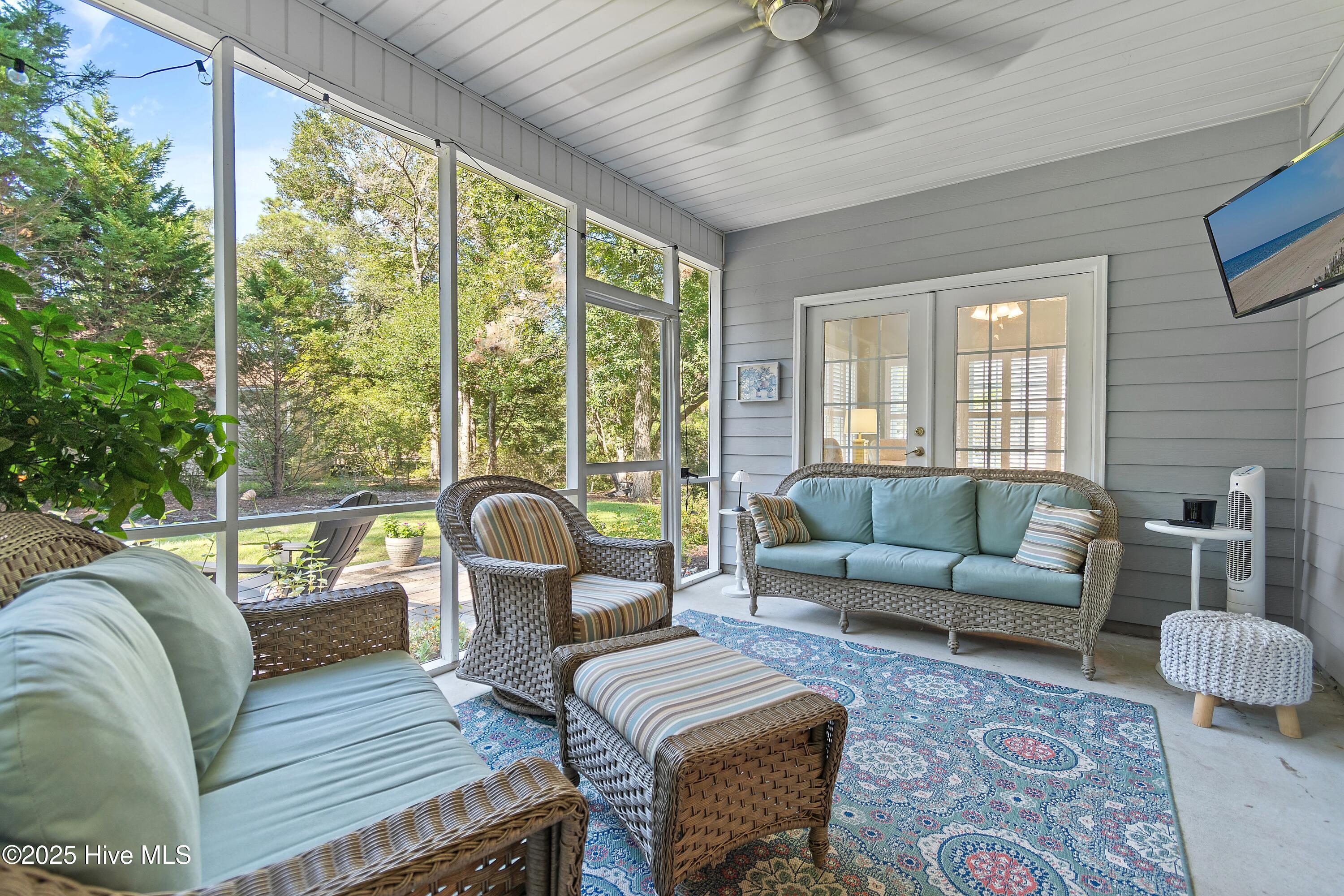 100529208 | Photo 31