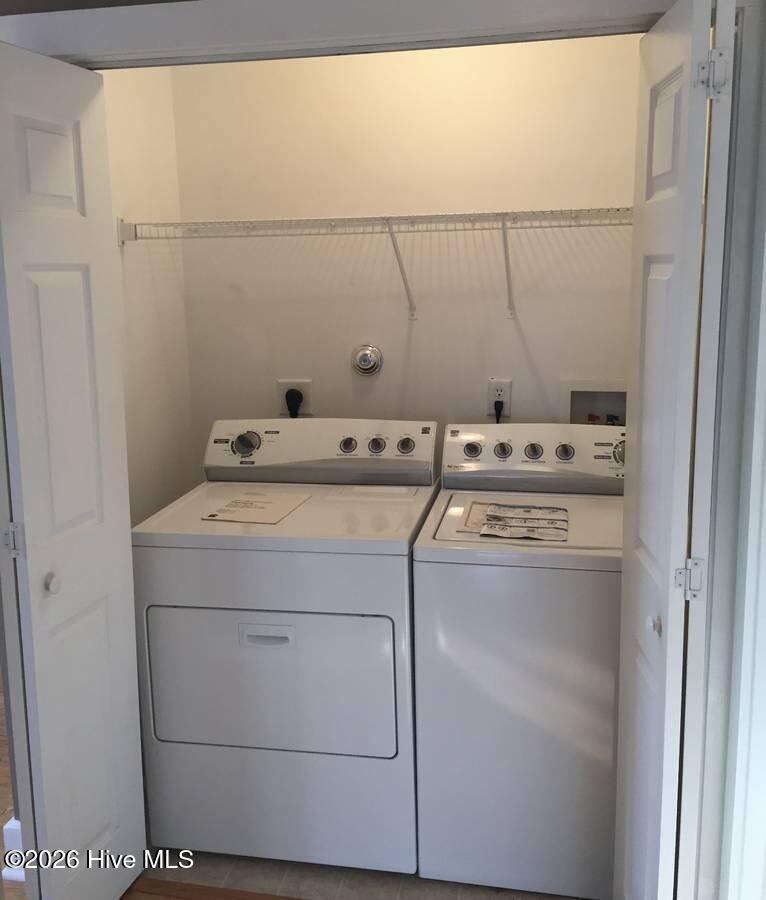 100562540 | Photo 11