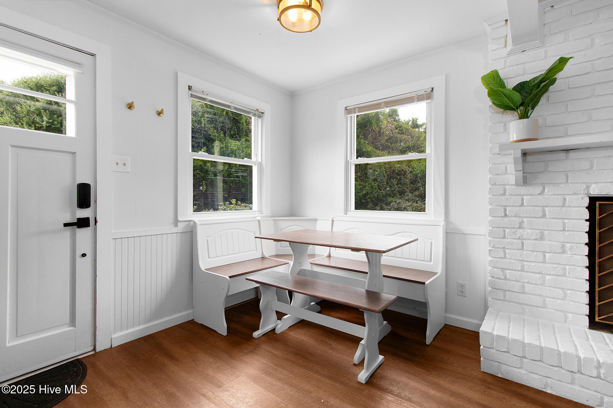 100527418 | Photo 25