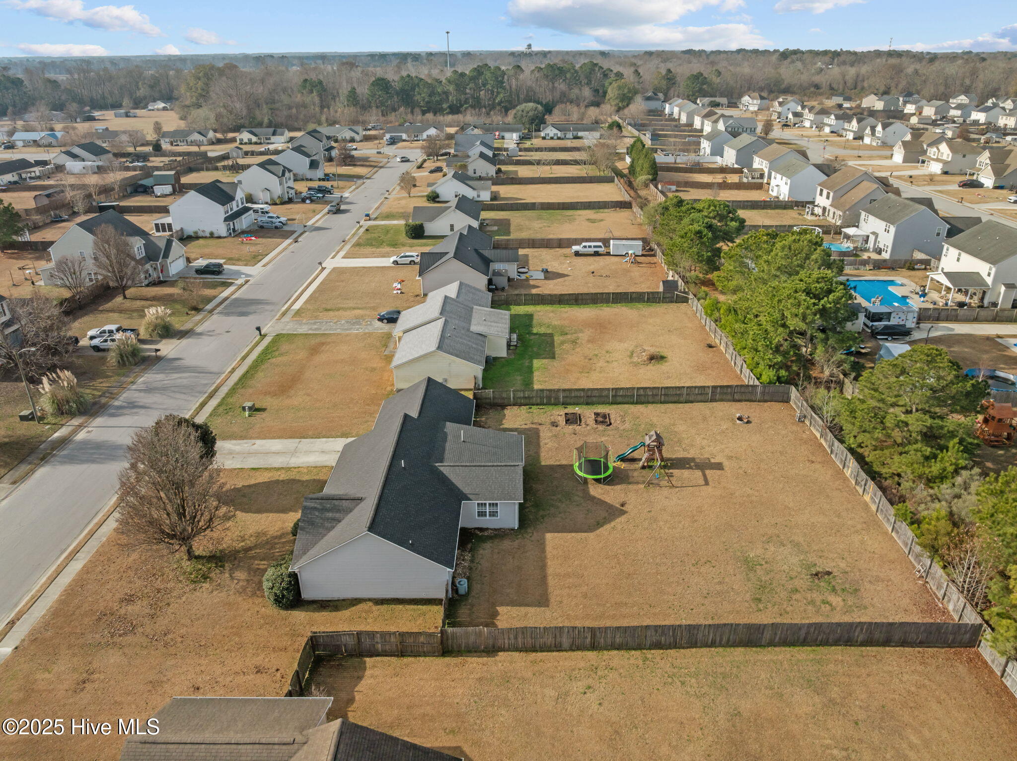 100546137 | Photo 37