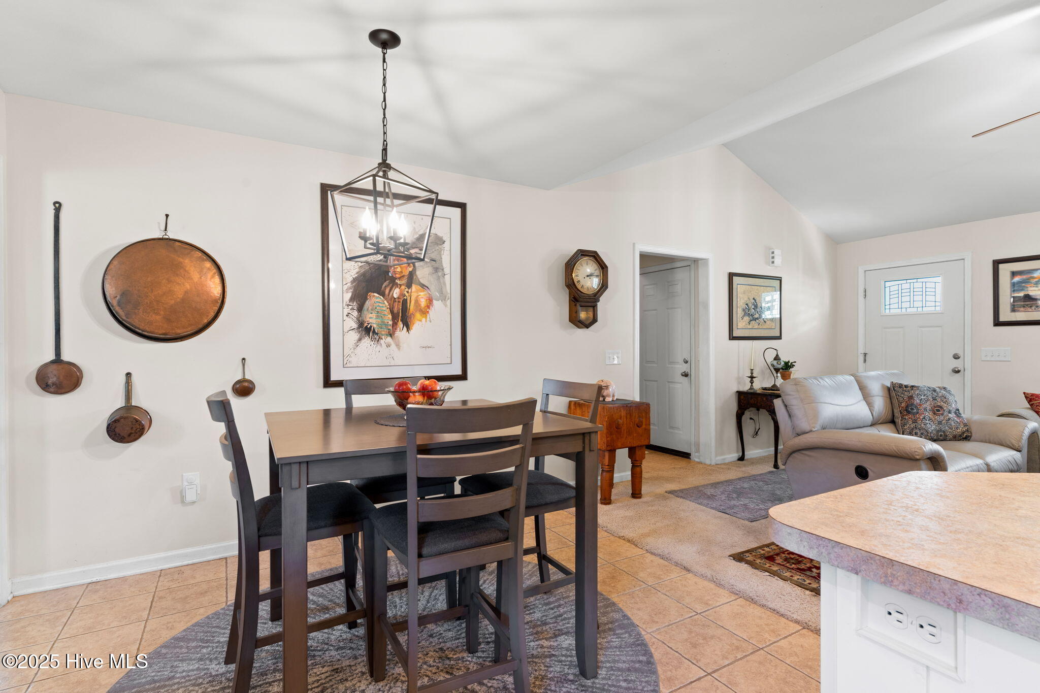 100534396 | Photo 10