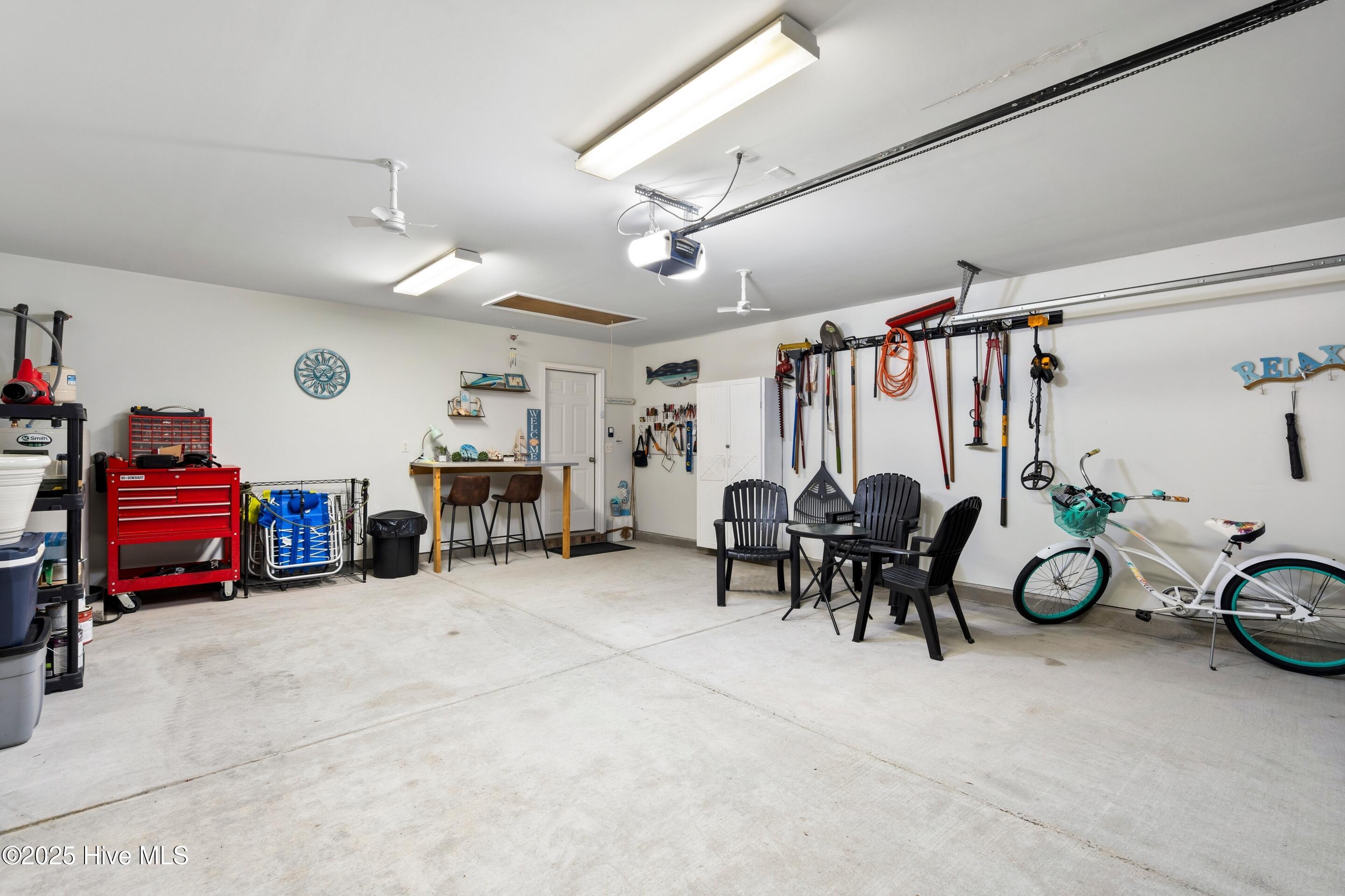 100517079 | Photo 49