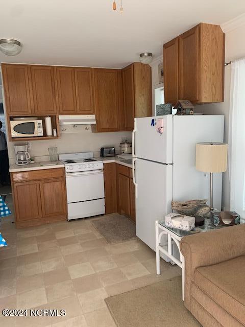 1740 White Oak River Road,Maysville