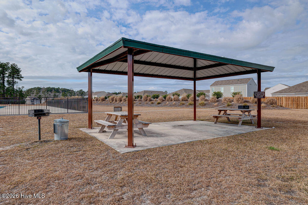 100560192 | Photo 39