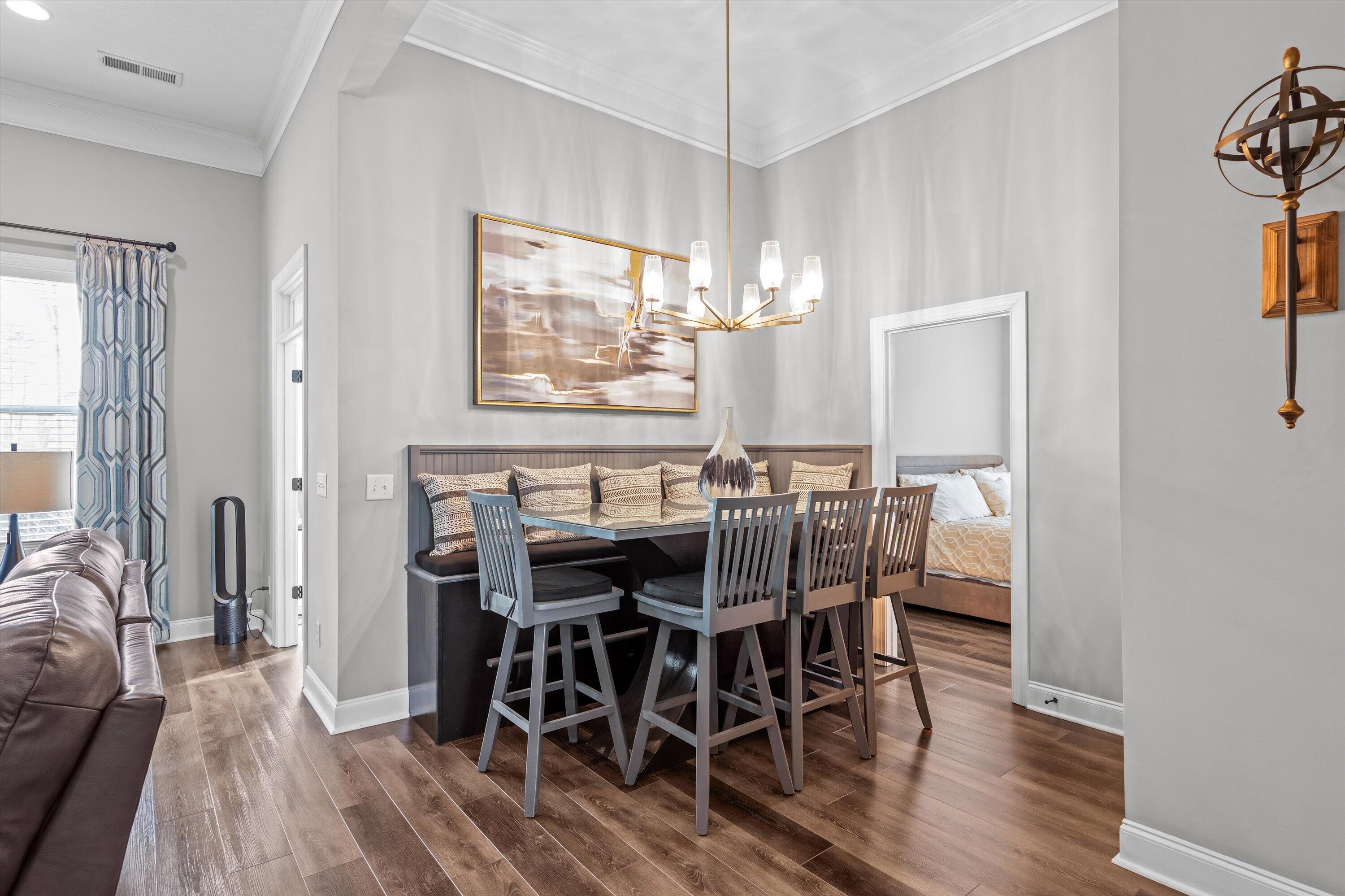 Breakfast Room