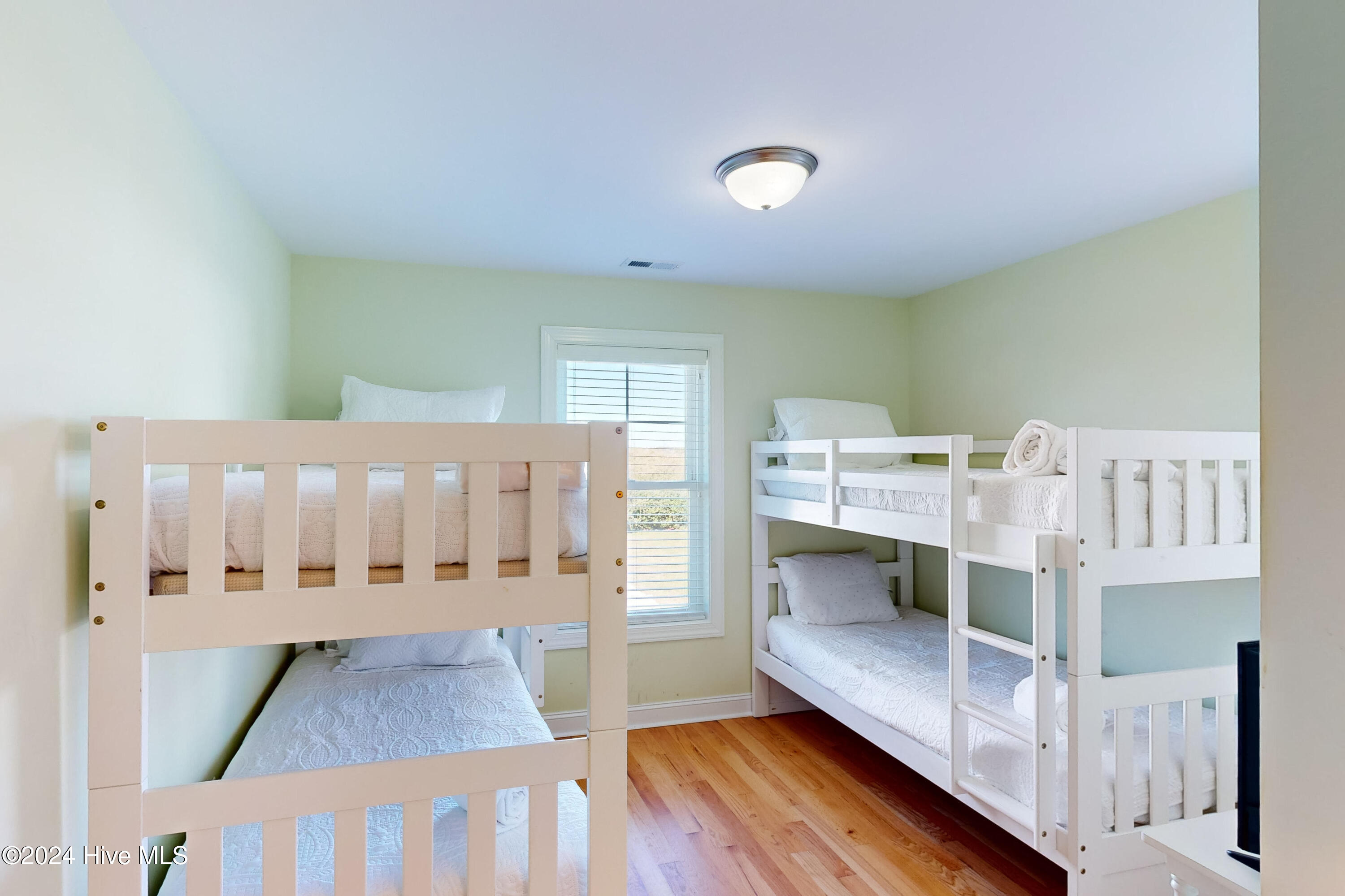 4316 Island Drive, North Topsail Beach, NC 28460 – photo 21: 4316 Island Drive - Interior - Edited_5