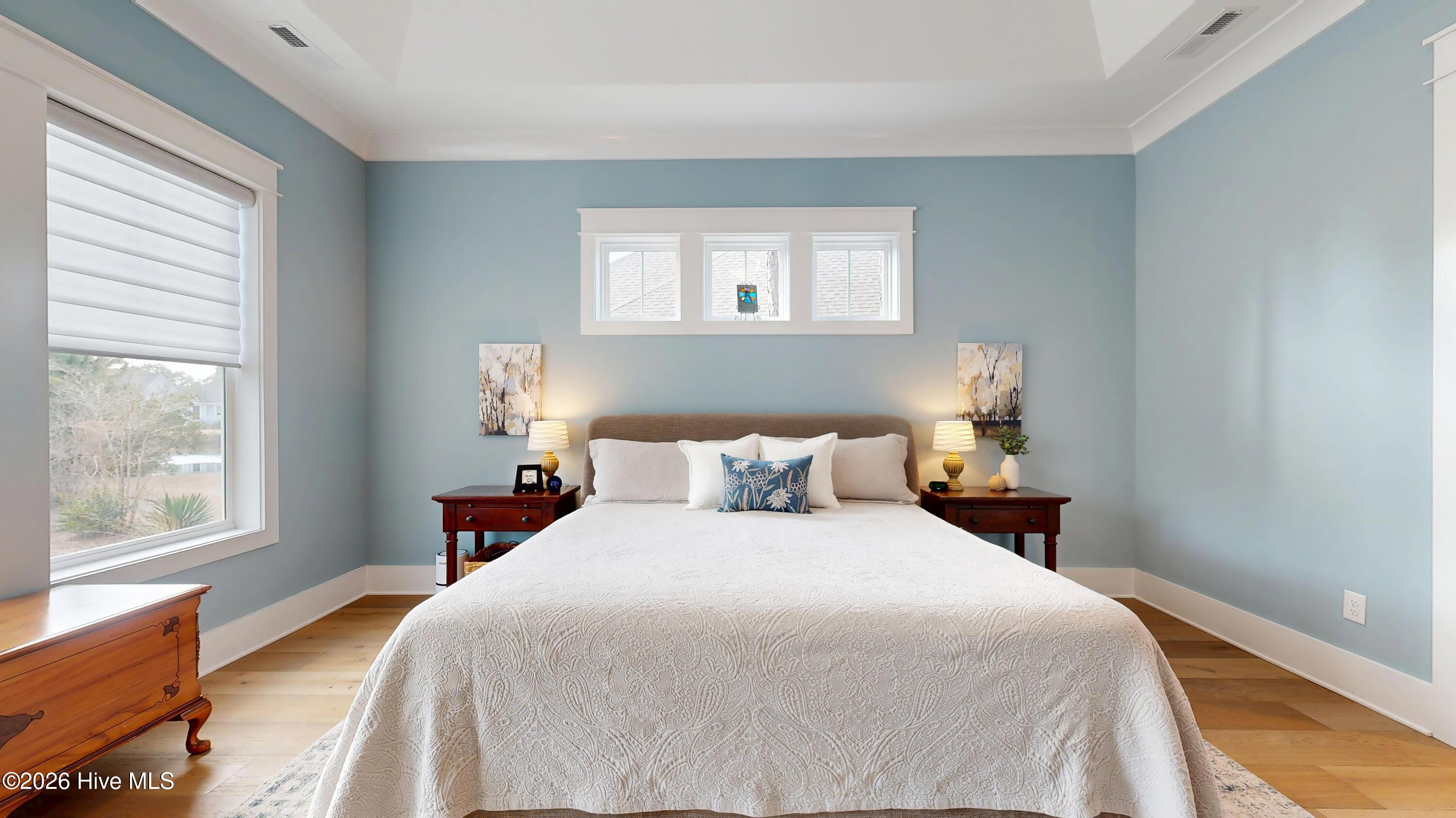 100552329 | Photo 25