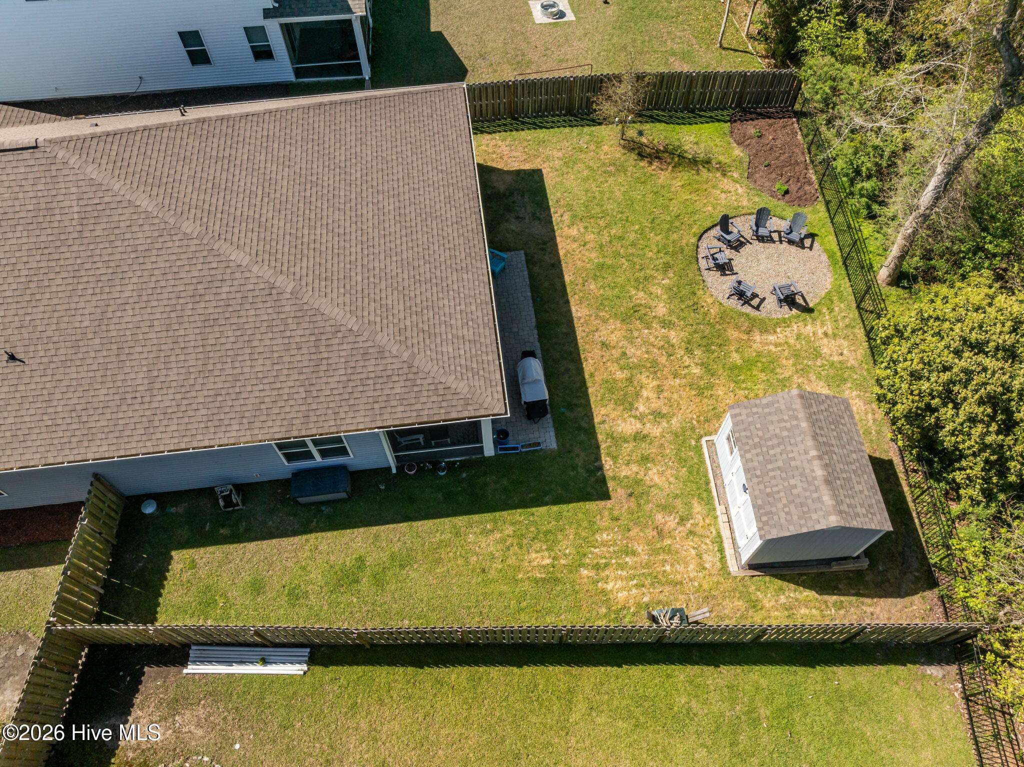 100566590 | Photo 18