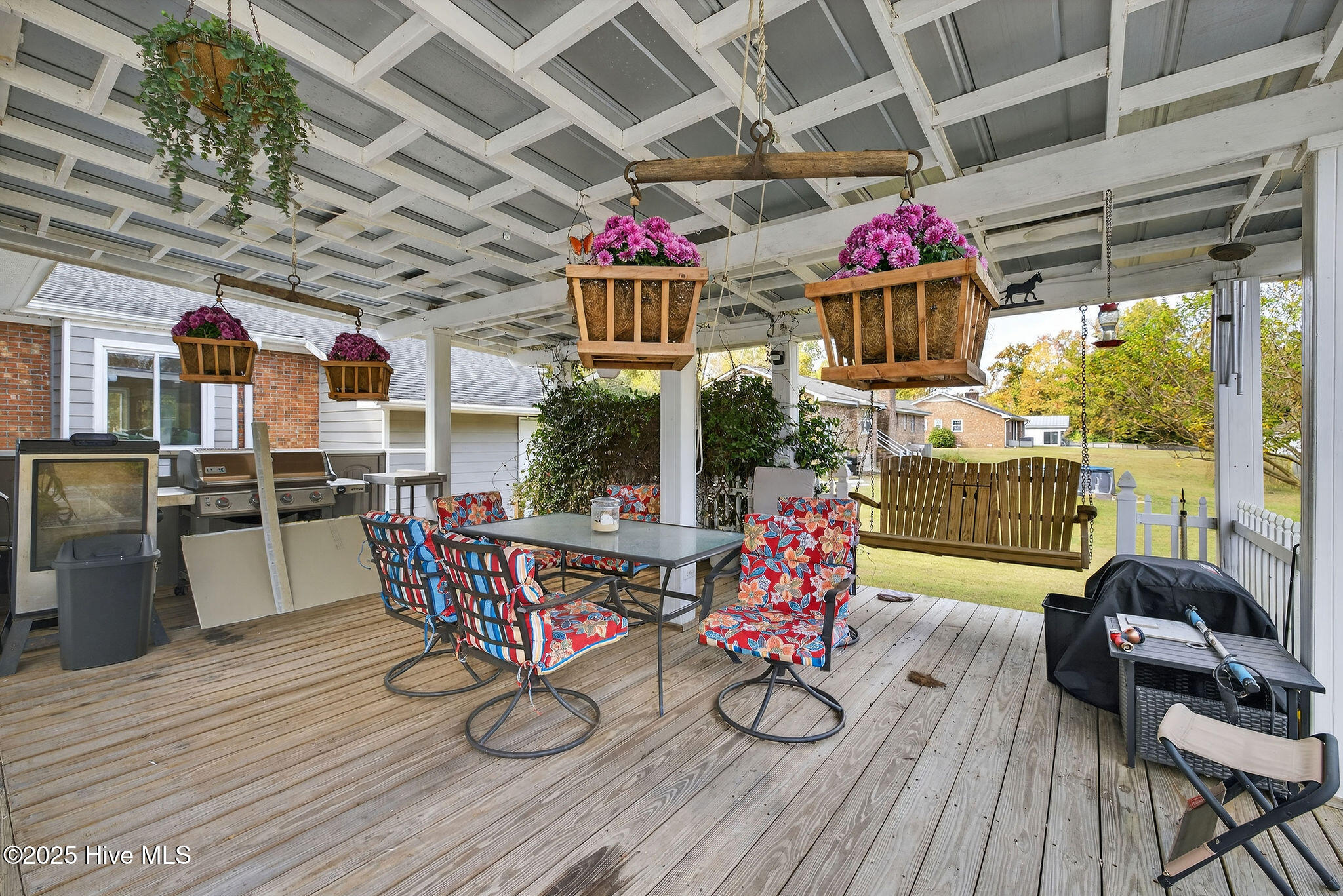 100542936 | Photo 13