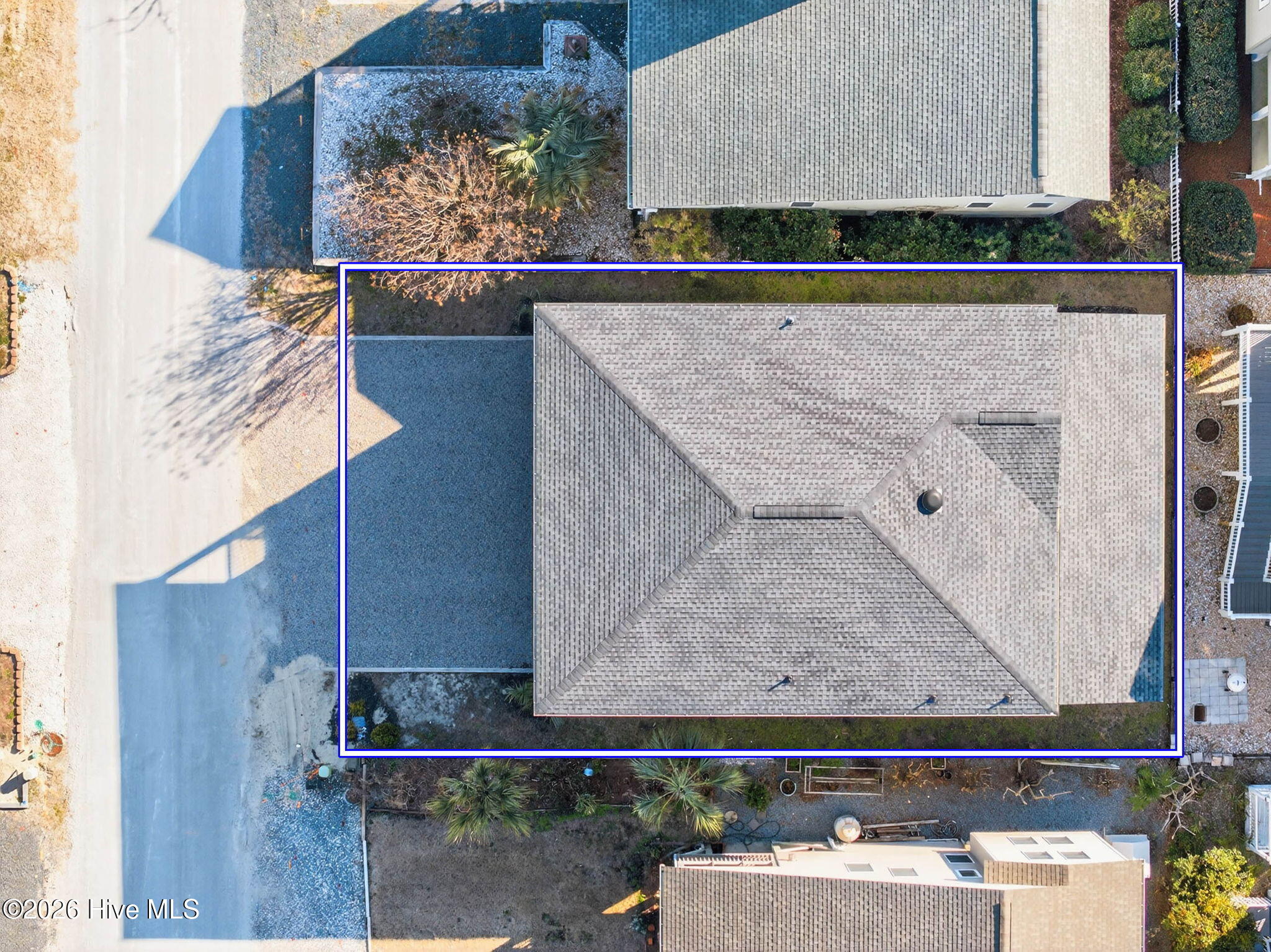 100555045 | Photo 72