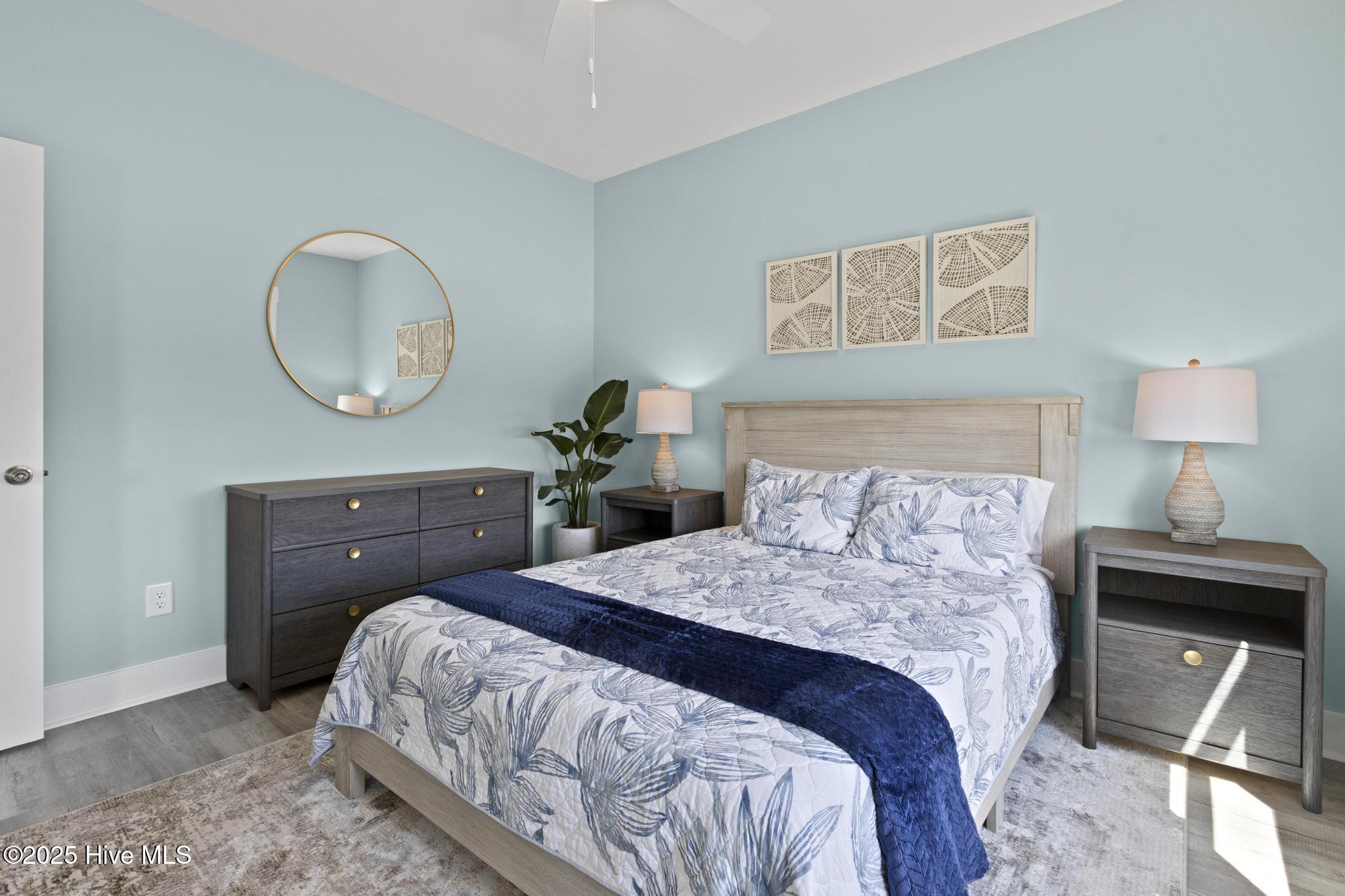 100533799 | Photo 39