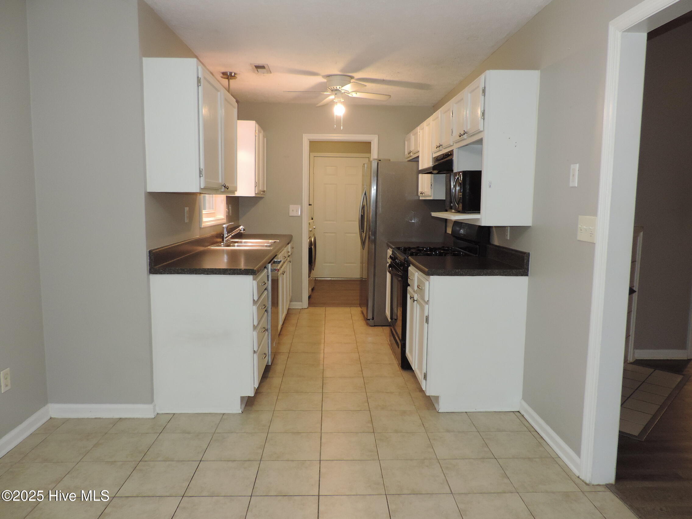 5801 County Line Road,New Bern