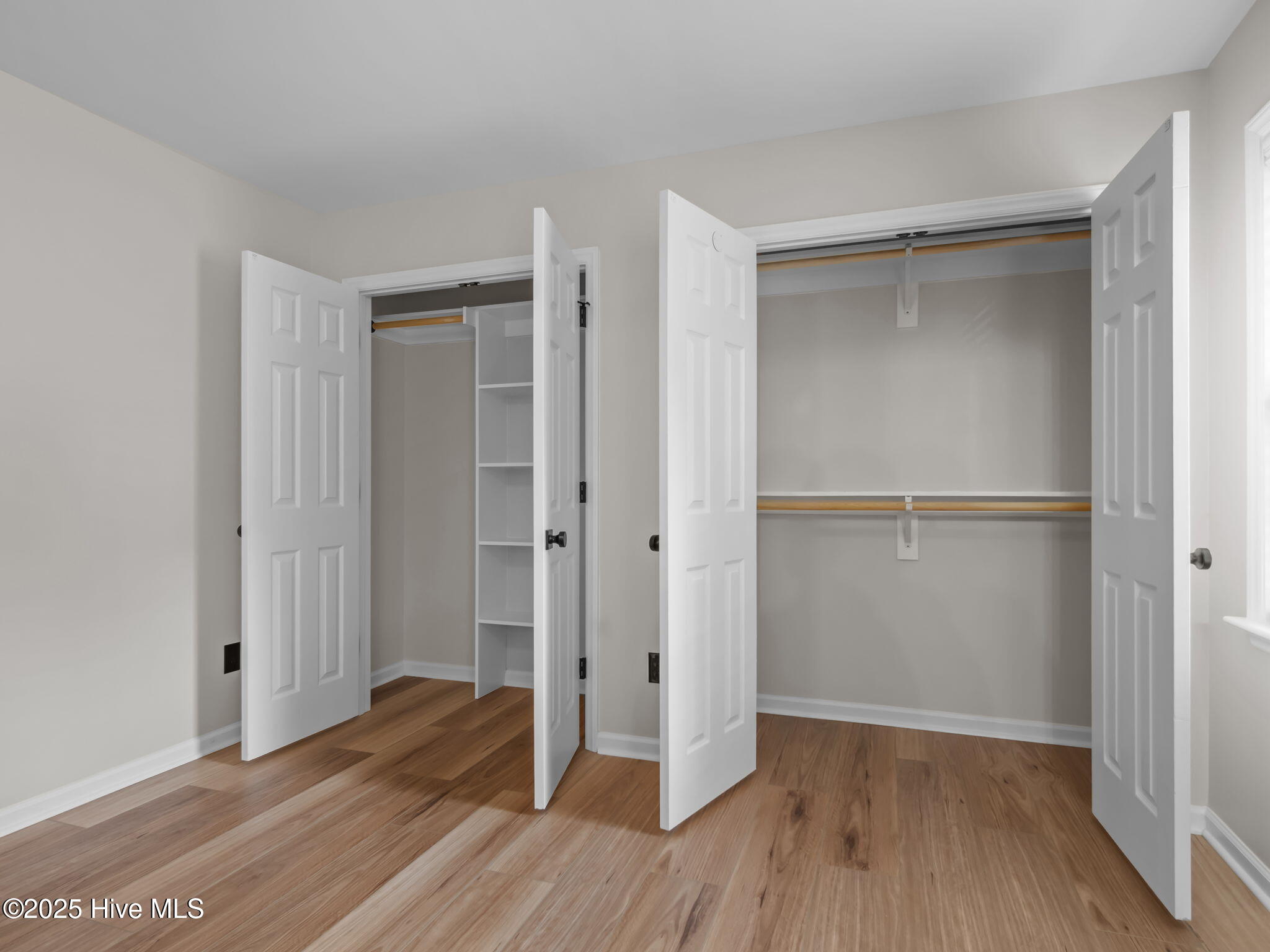 100539513 | Photo 23