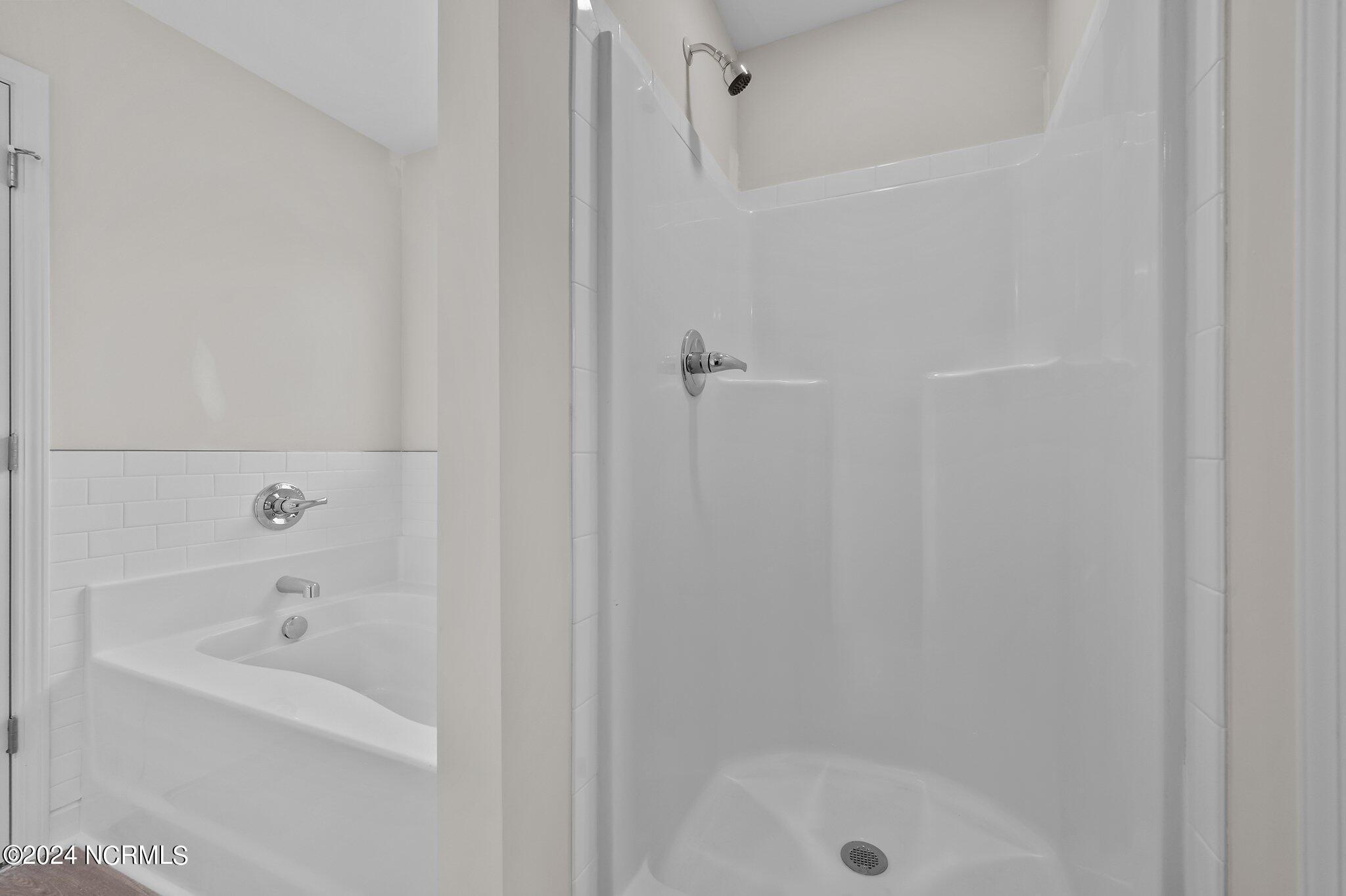 100441998 | Photo 25