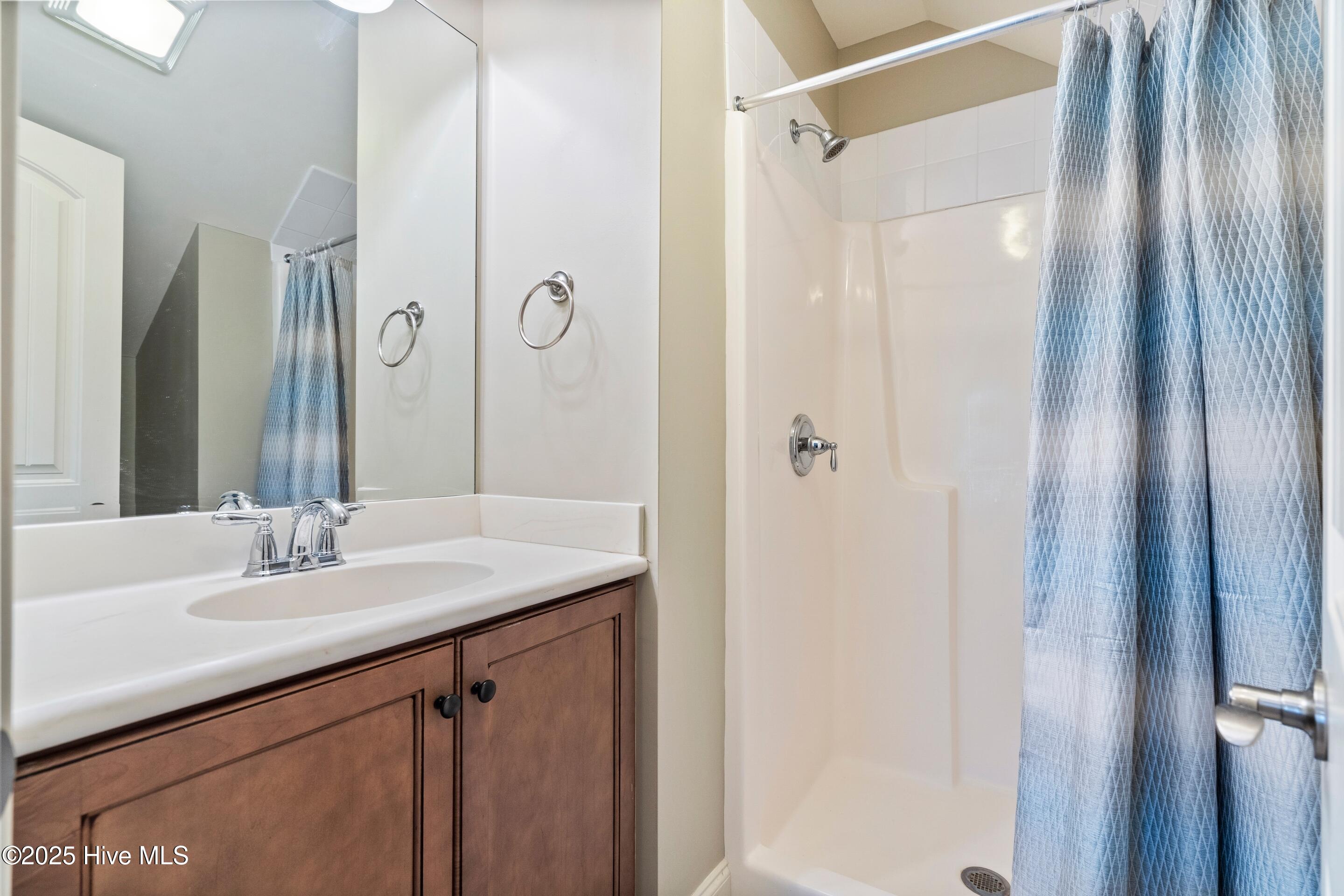 100537551 | Photo 44