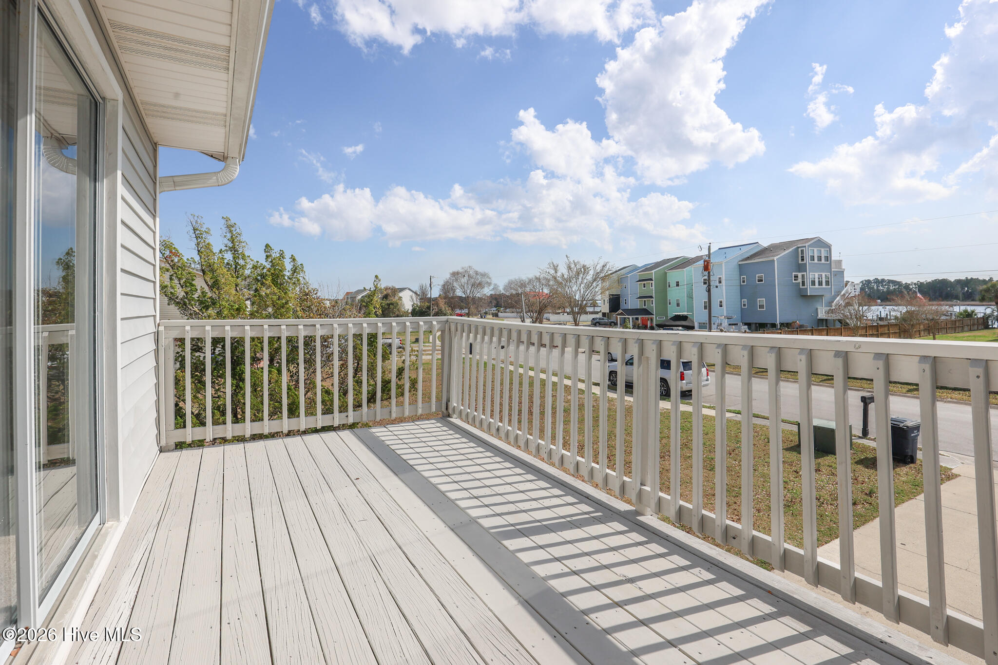 100559249 | Photo 21