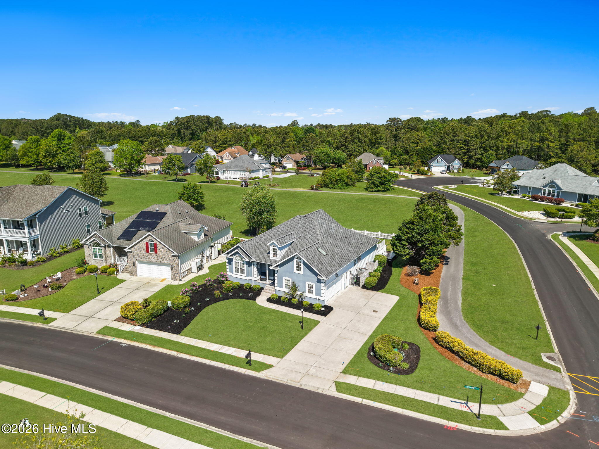 100567256 | Photo 61