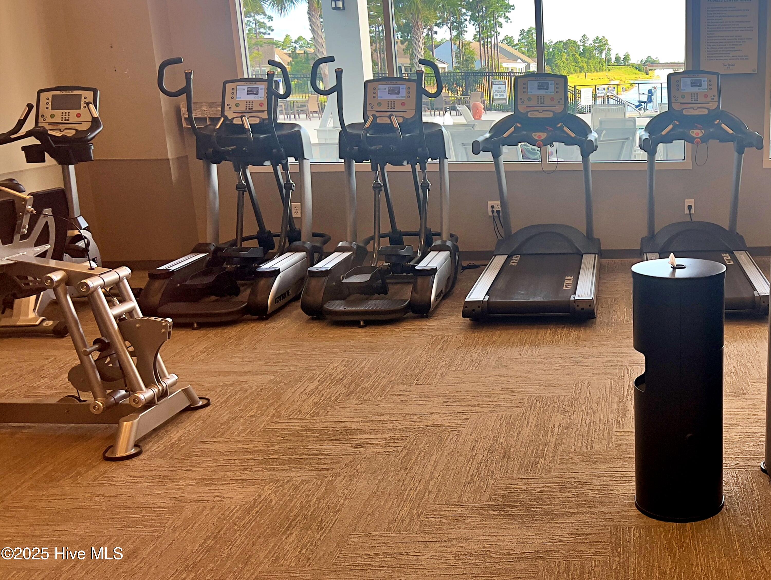 100522213 | Photo 36