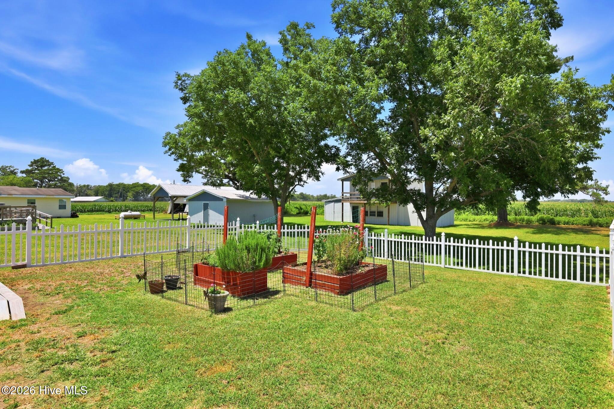 481 River Road,Arapahoe