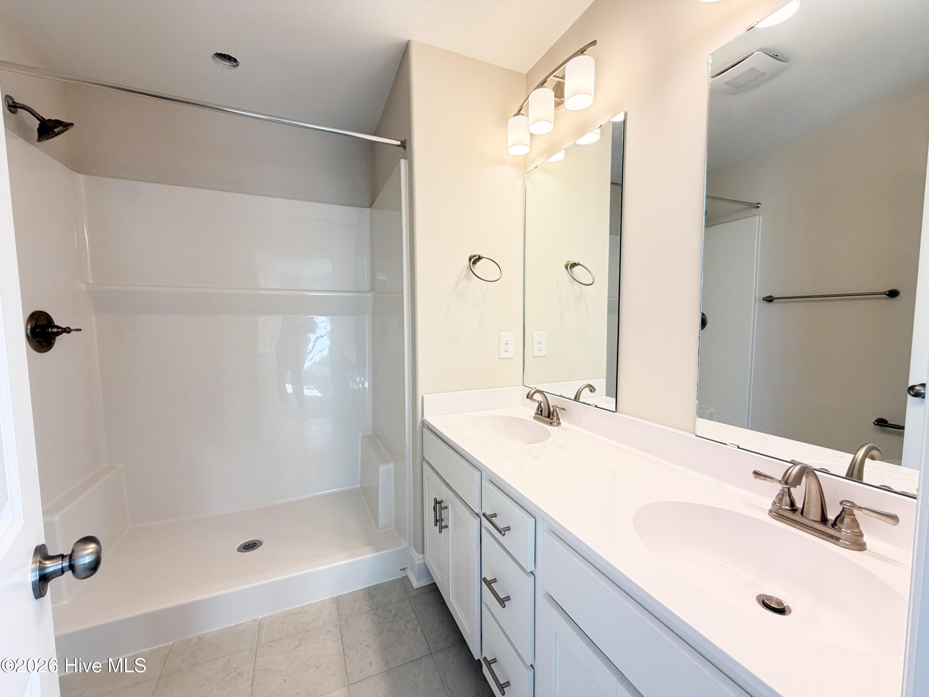 100551554 | Photo 19