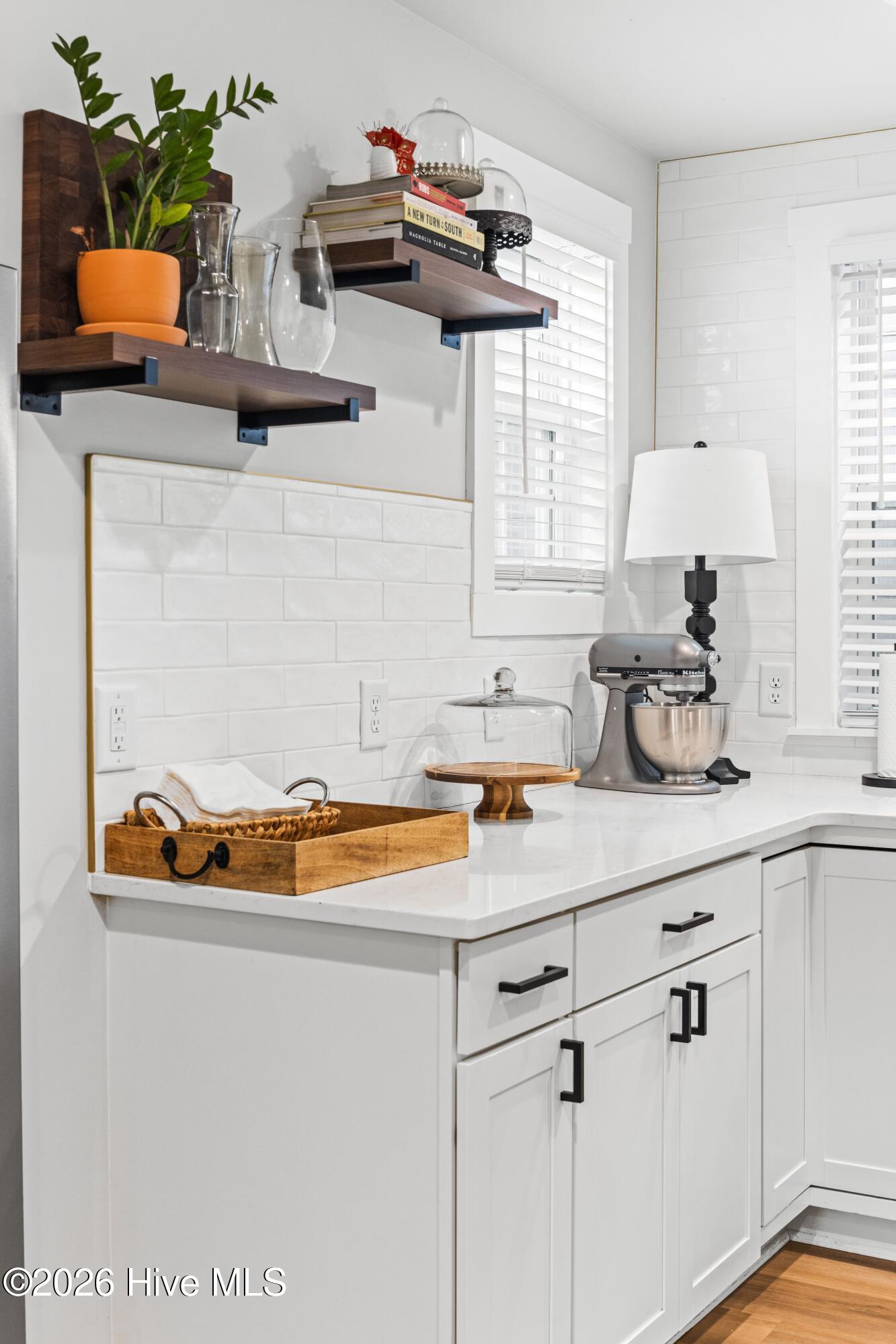 100559701 | Photo 18