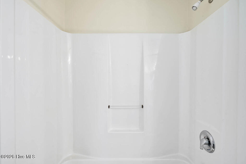 100564816 | Photo 15