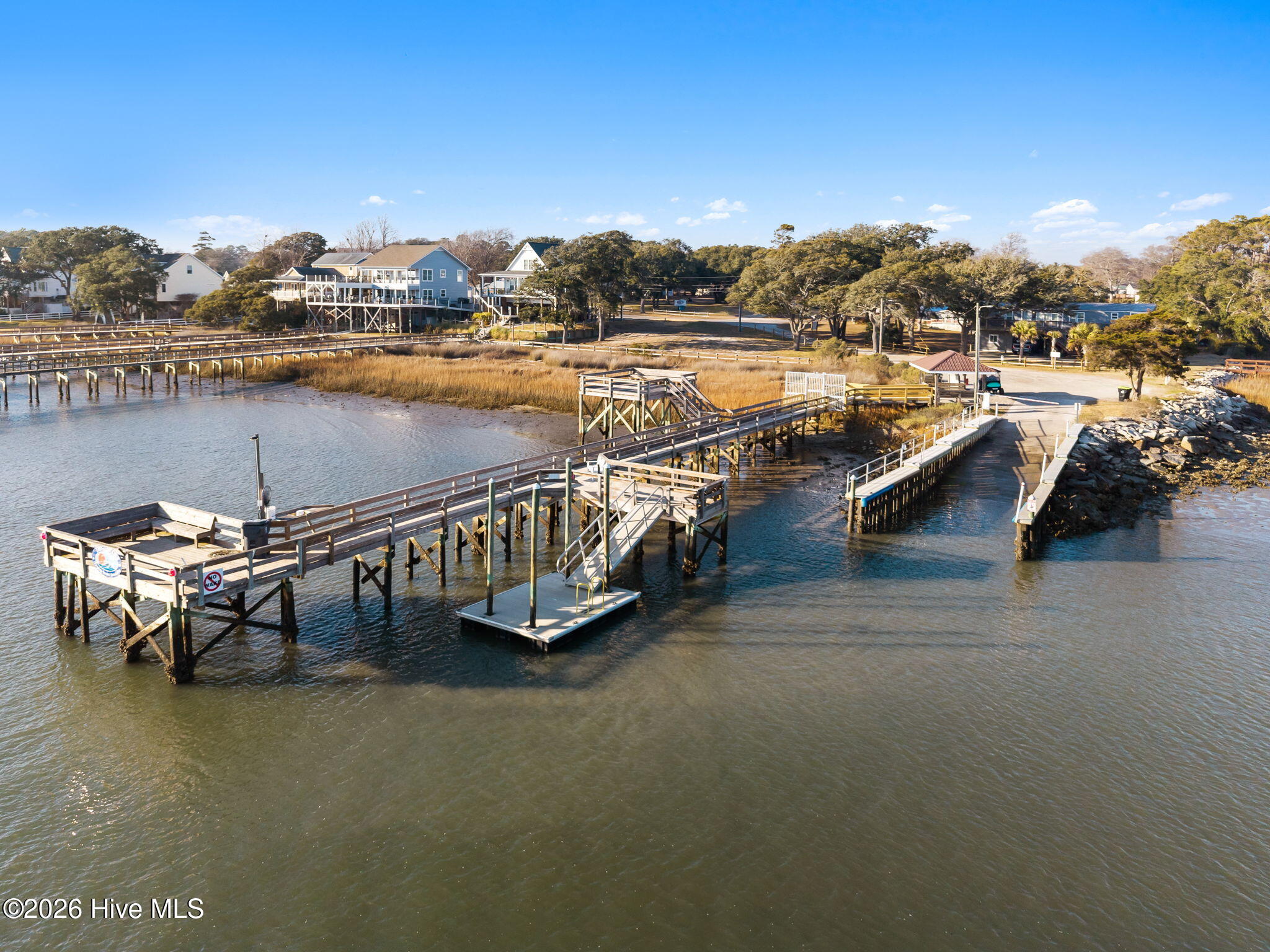 100533101 | Photo 40