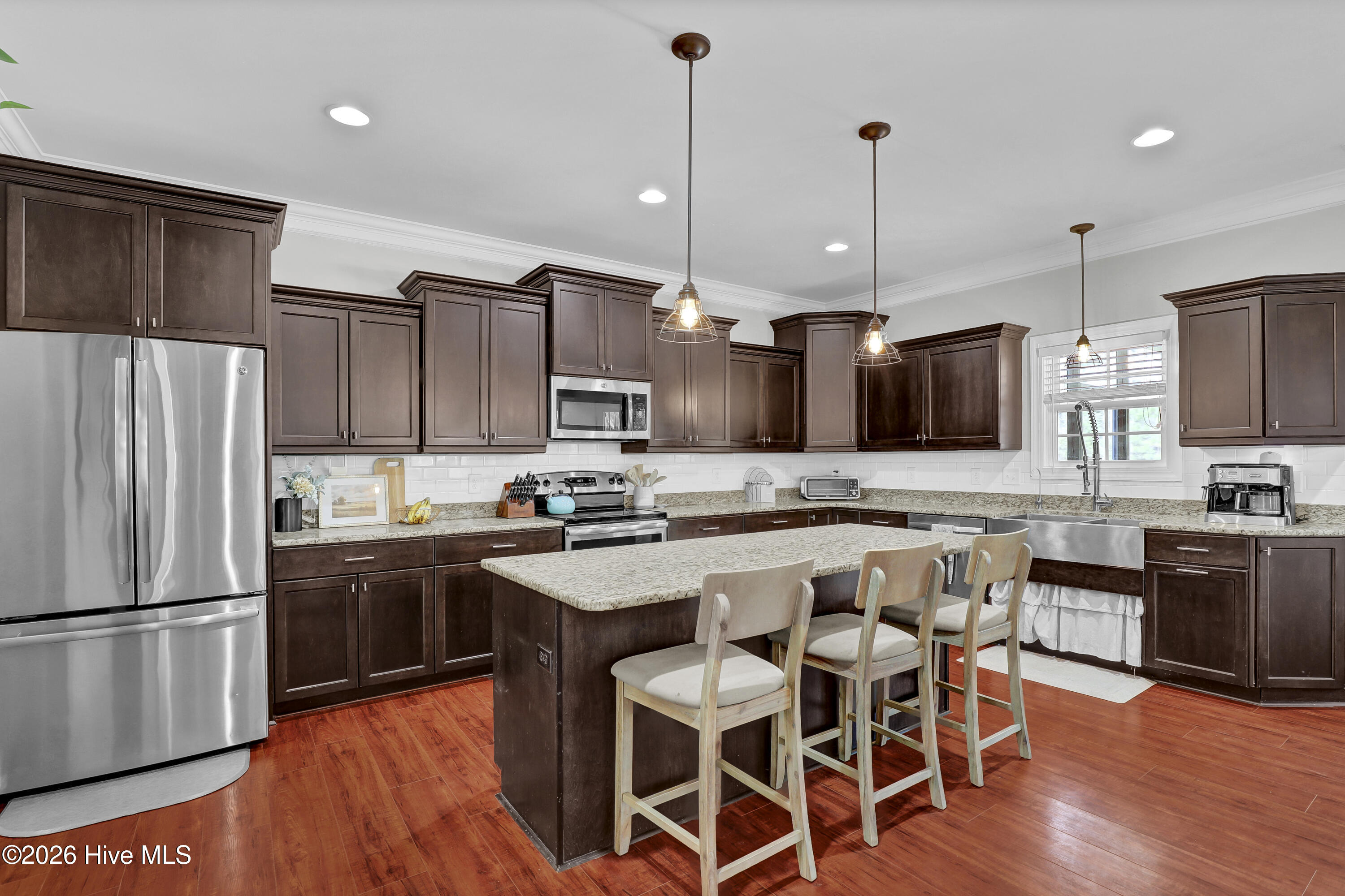 100562541 | Photo 10