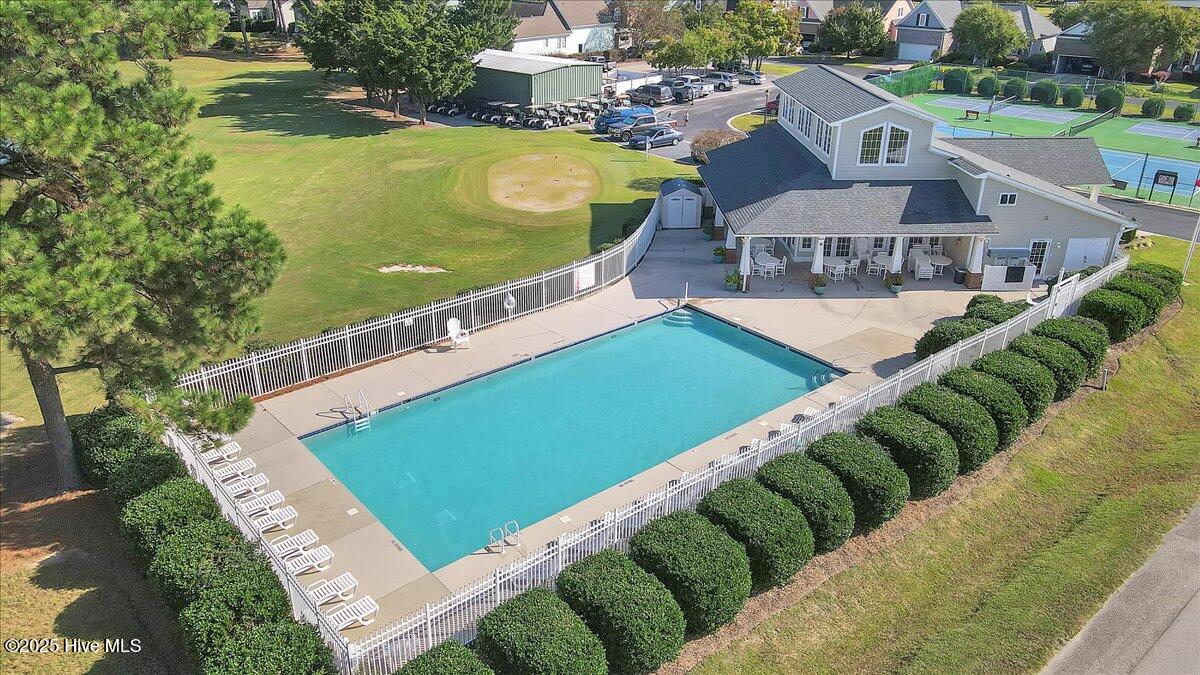 100547110 | Photo 49