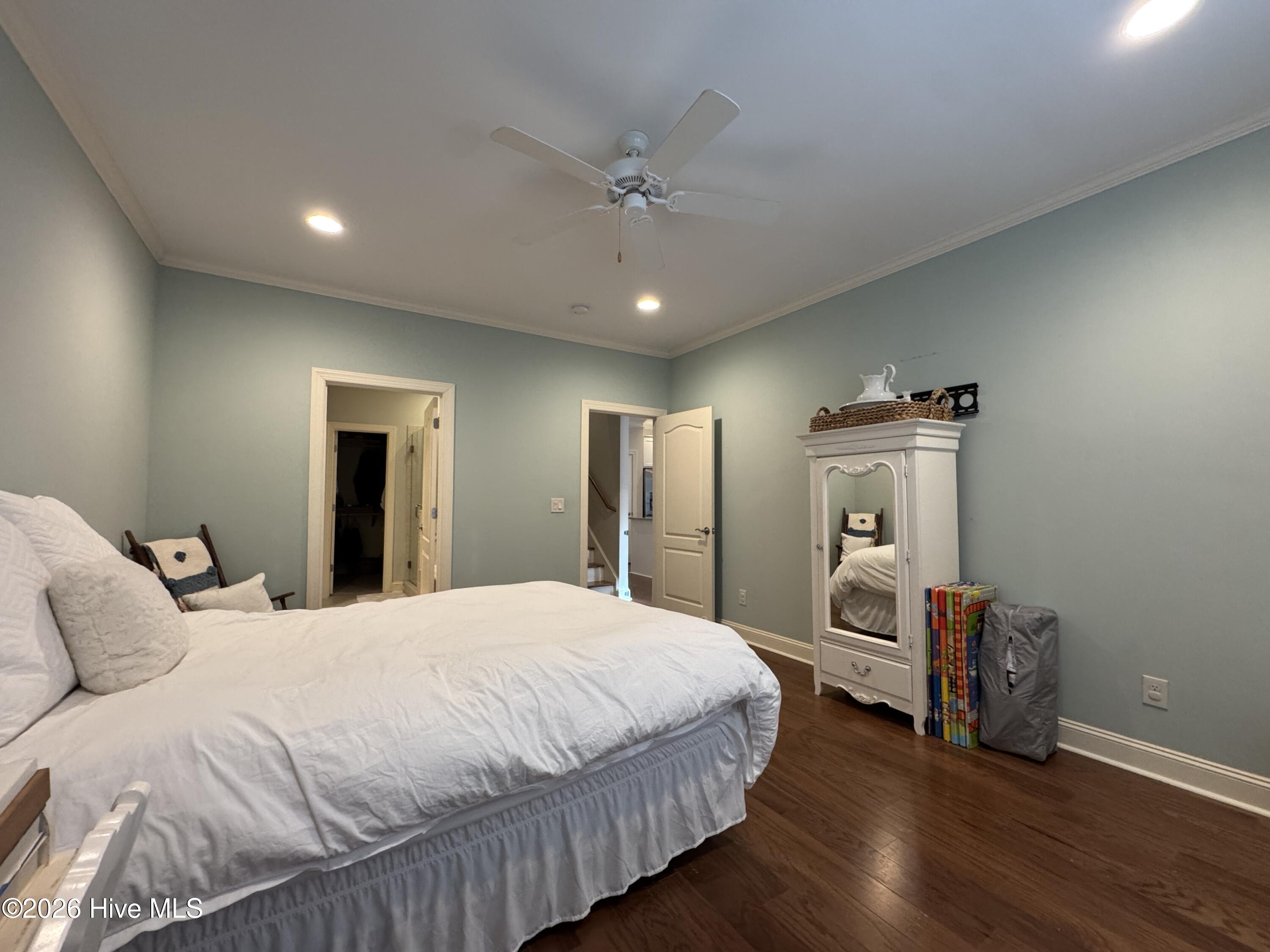 100556490 | Photo 10