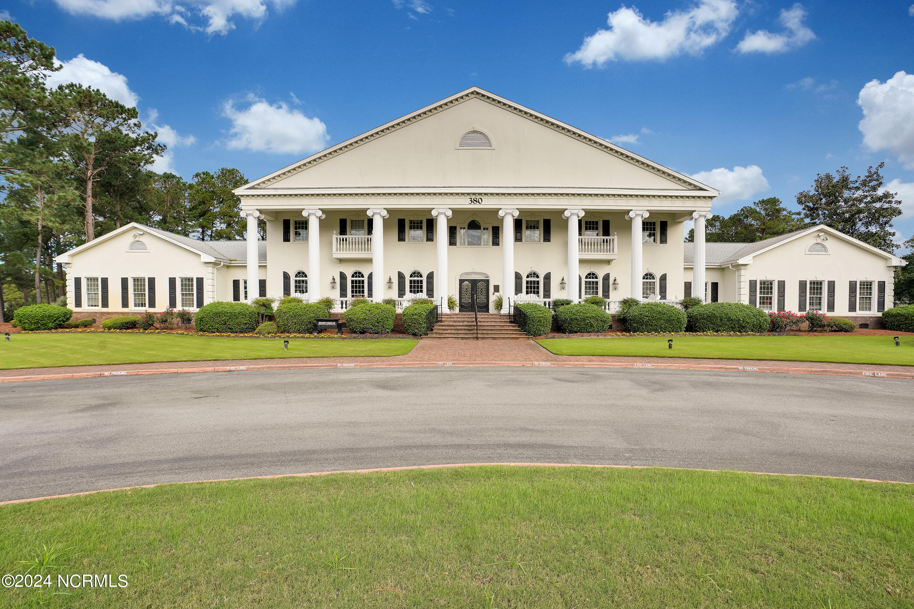 8734 NE Baton Rouge Avenue NW 1170- St. Phillips, Calabash, NC 28467 – photo 4: CRS_BrunswickPlantation_Pic_Amenity_Club