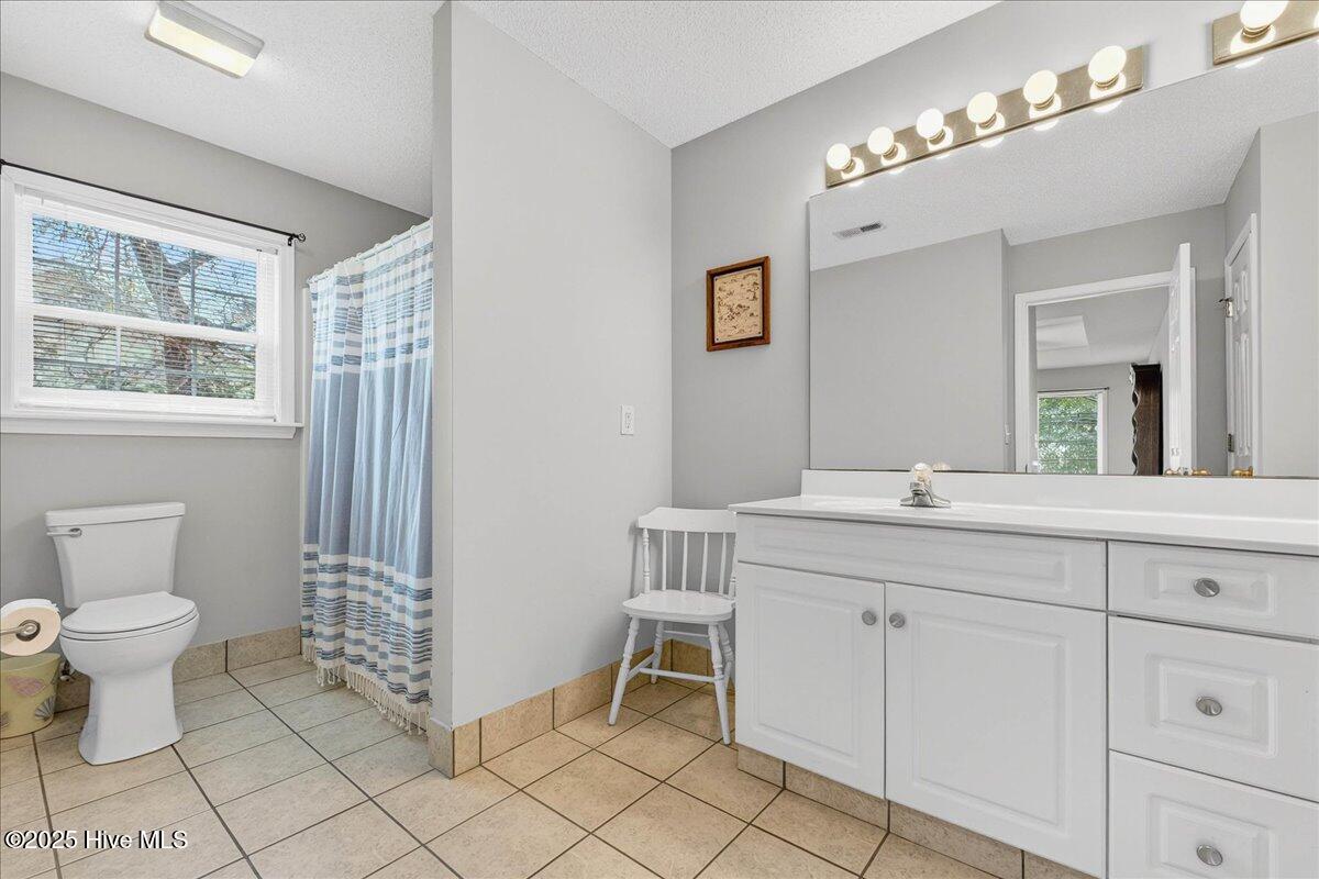 100543204 | Photo 13