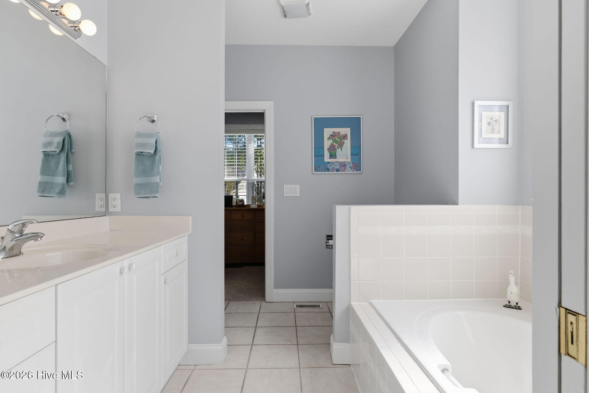 100558304 | Photo 30