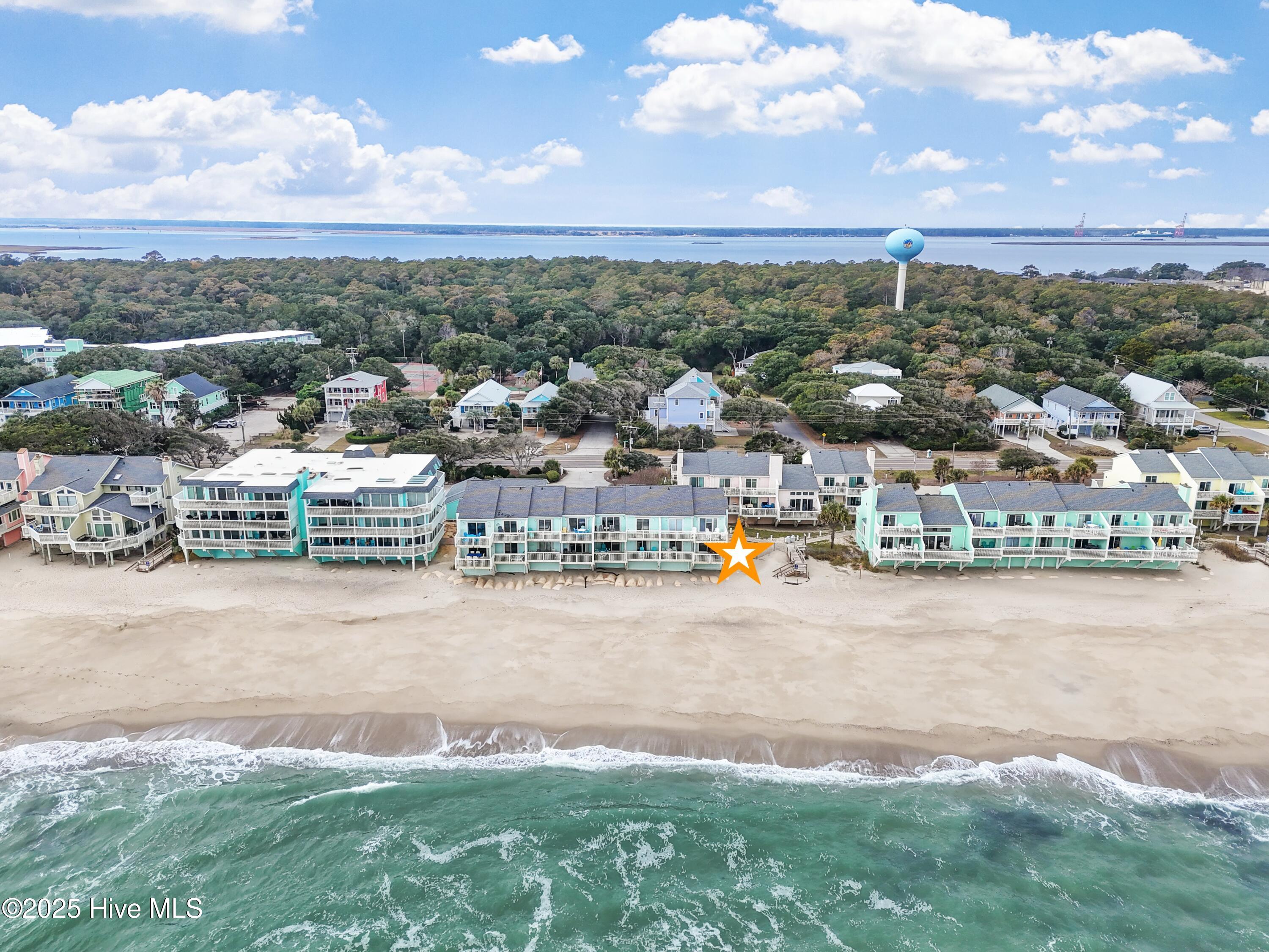 100544302 | Photo 45