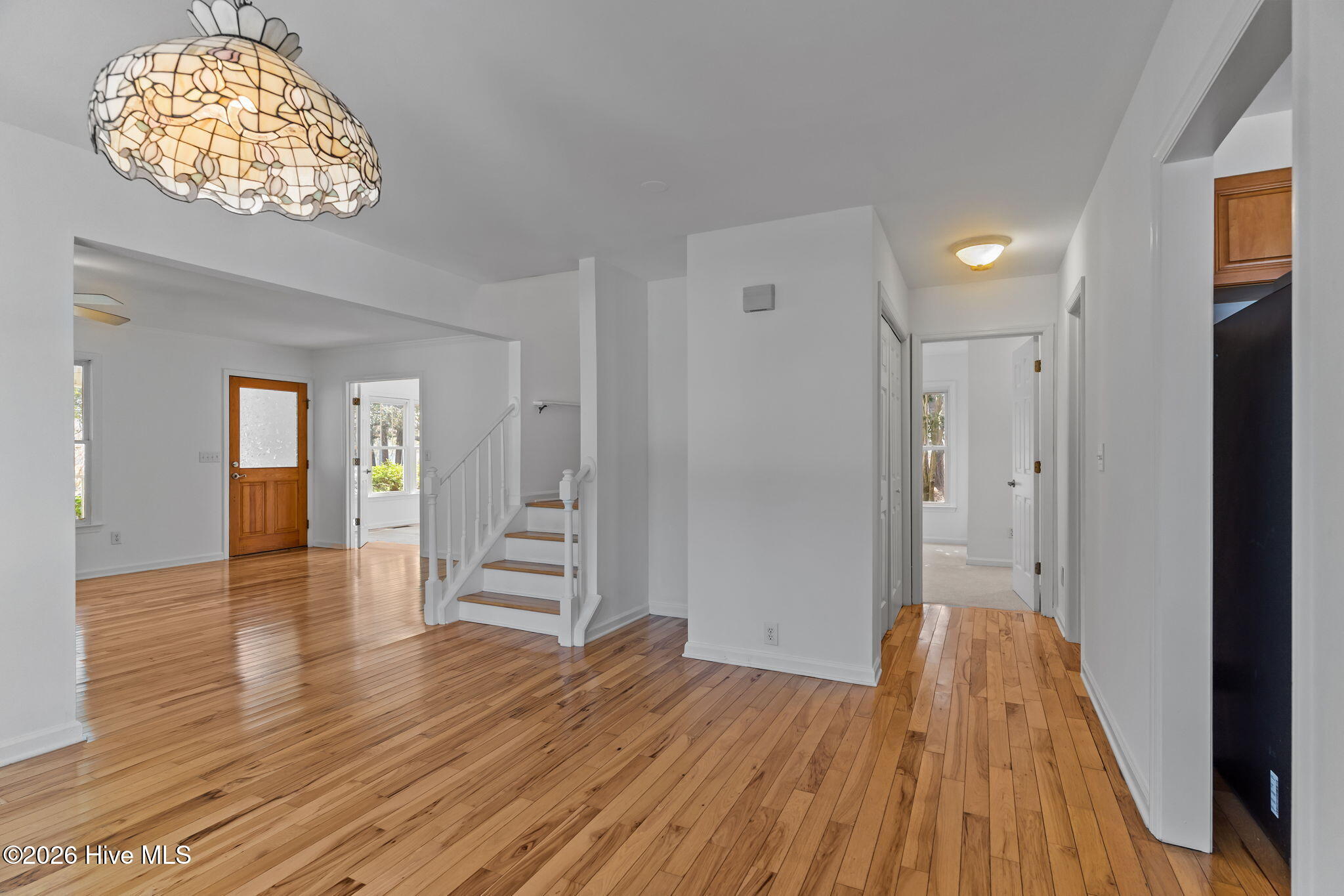 100562796 | Photo 14