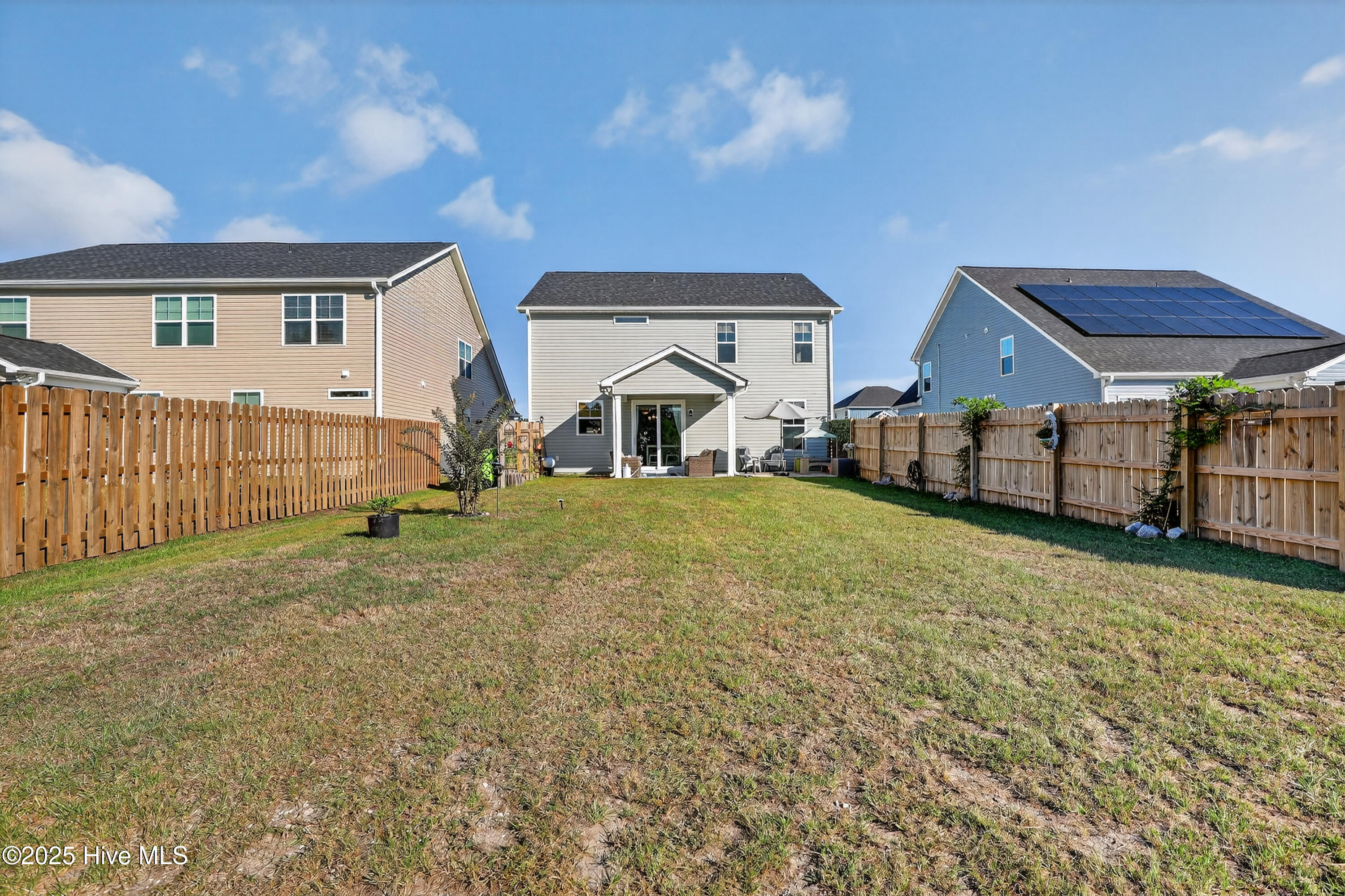 100533357 | Photo 30